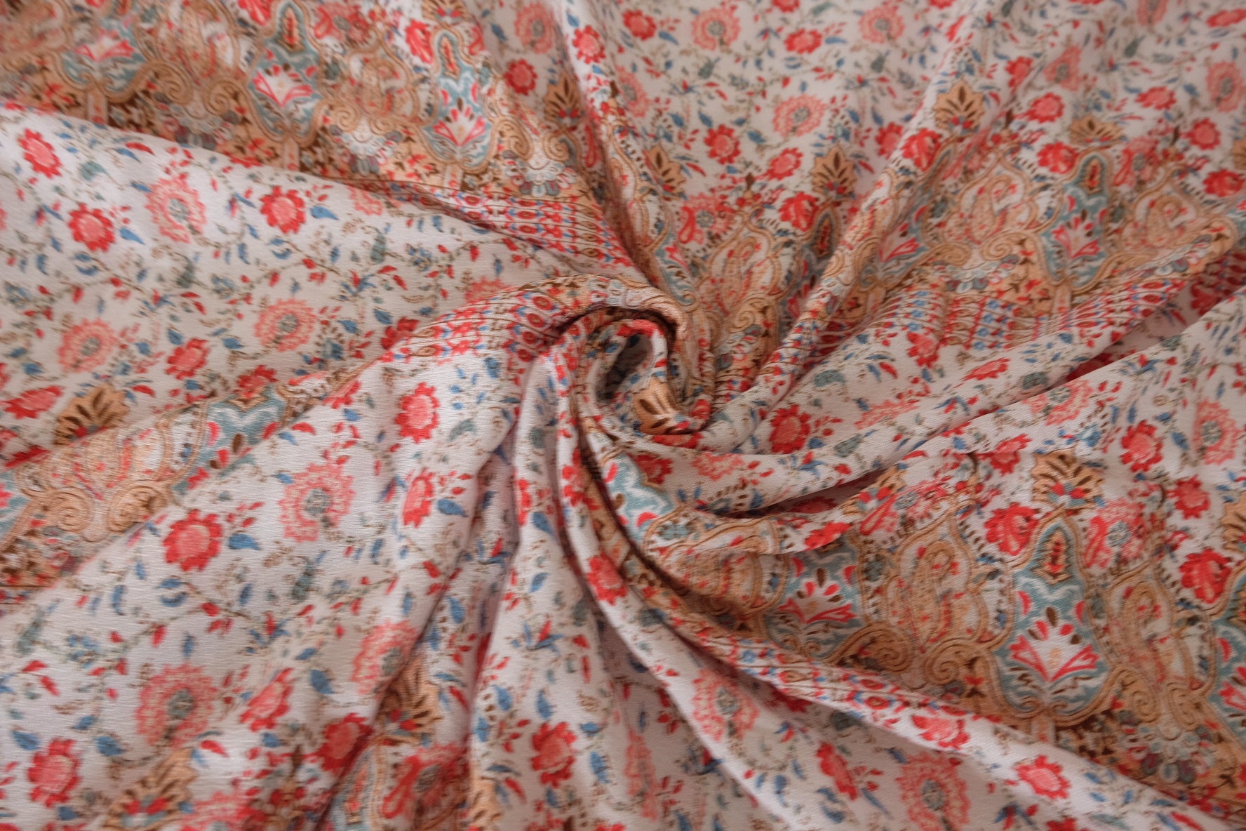 Vintage Paisley Border Print Rayon Fabric – 3.3 yd