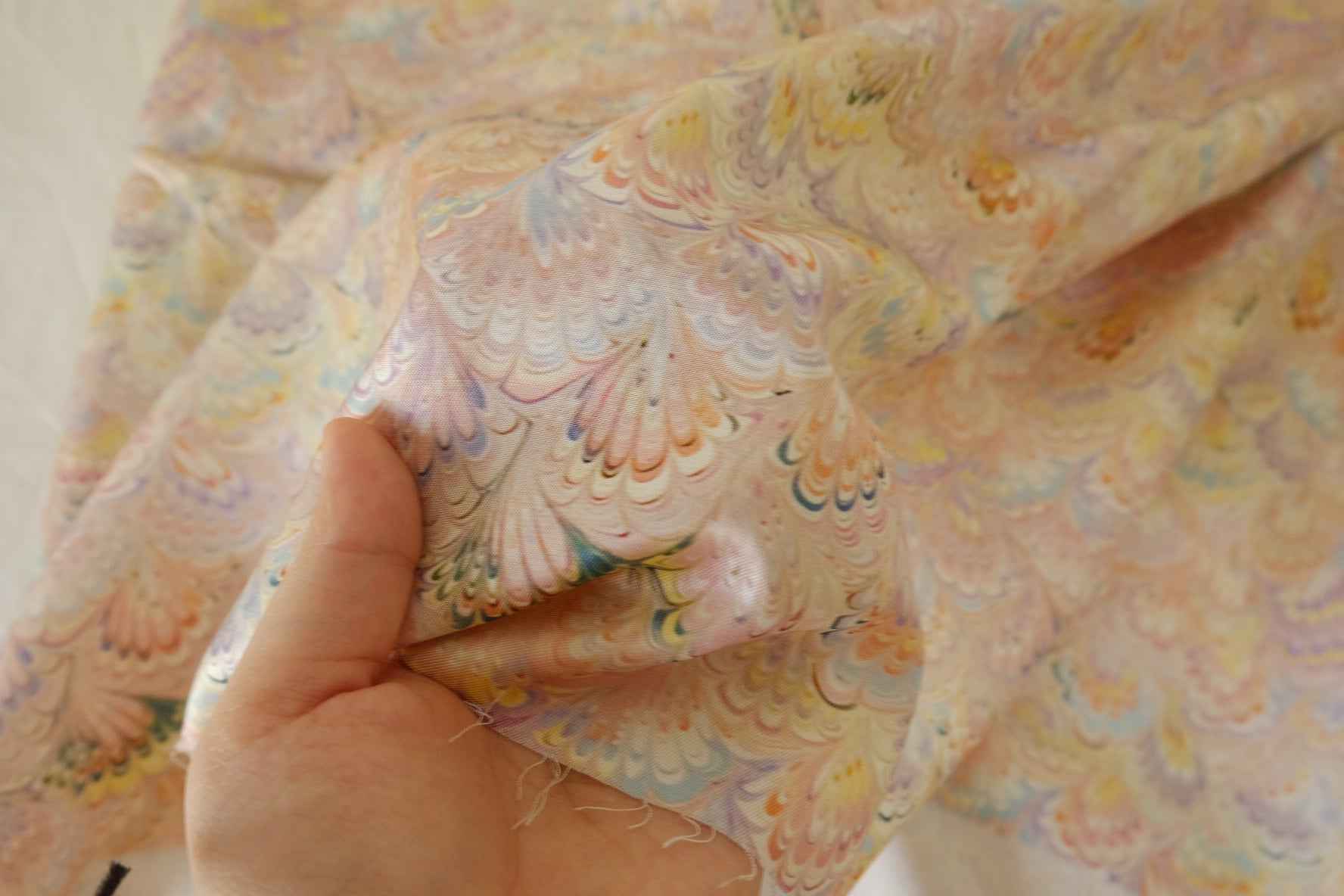 Silk-Like Rayon Satin Fabric – Champagne Gold Watercolor Feather  3.3 Yards