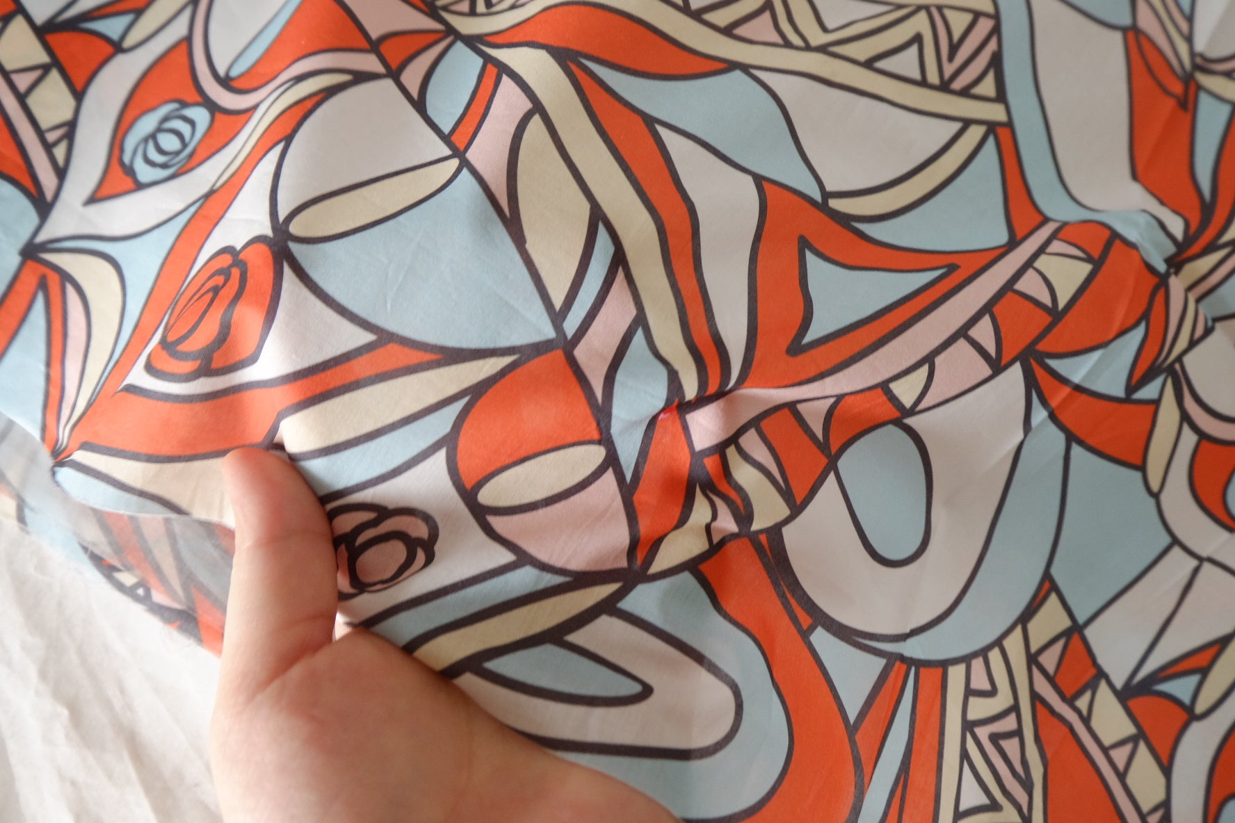 Abstract Geometric Cotton Lawn Fabric – 2.5 yd