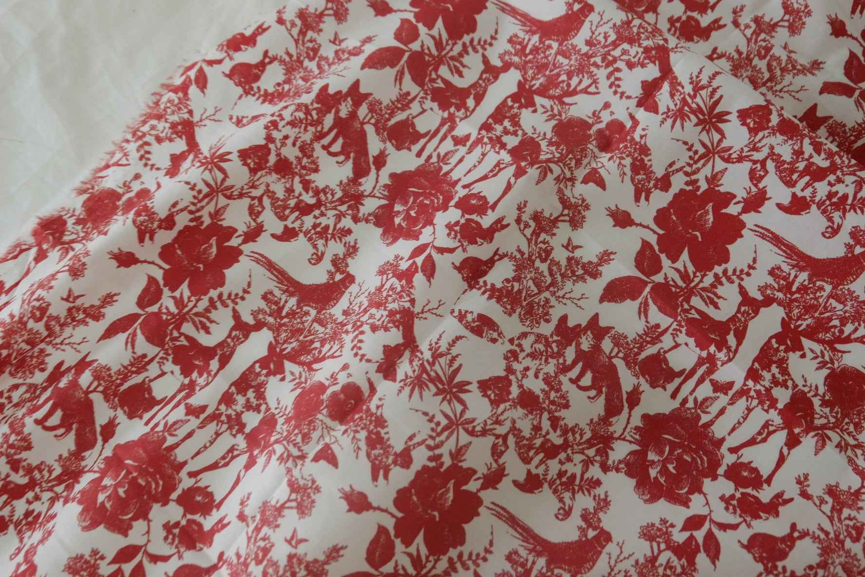 Red Garden Cats Cotton Lawn – 2.2 yd