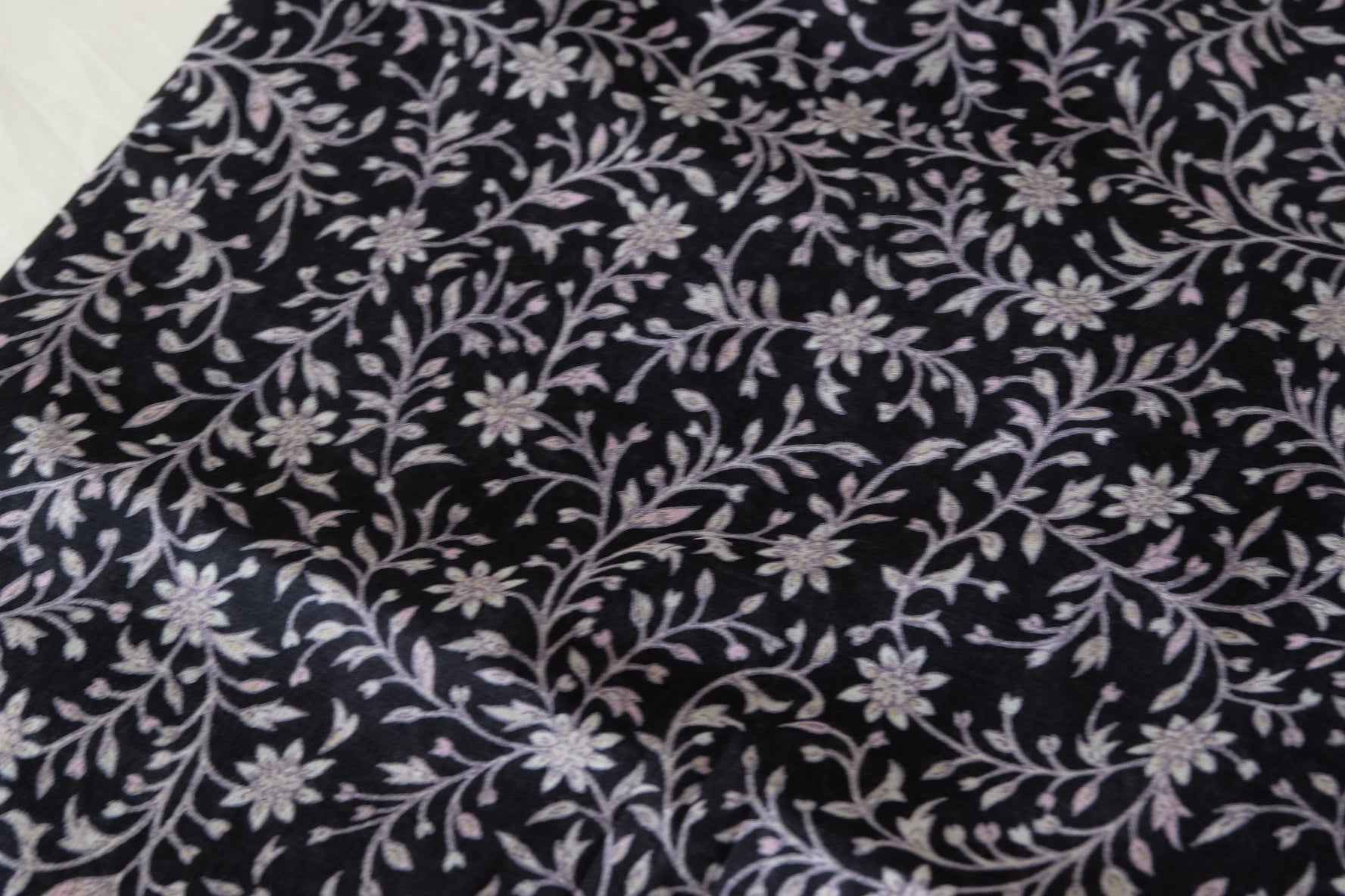Black Vine Floral Cotton Linen Fabric-1.64 yd/2.2 yd