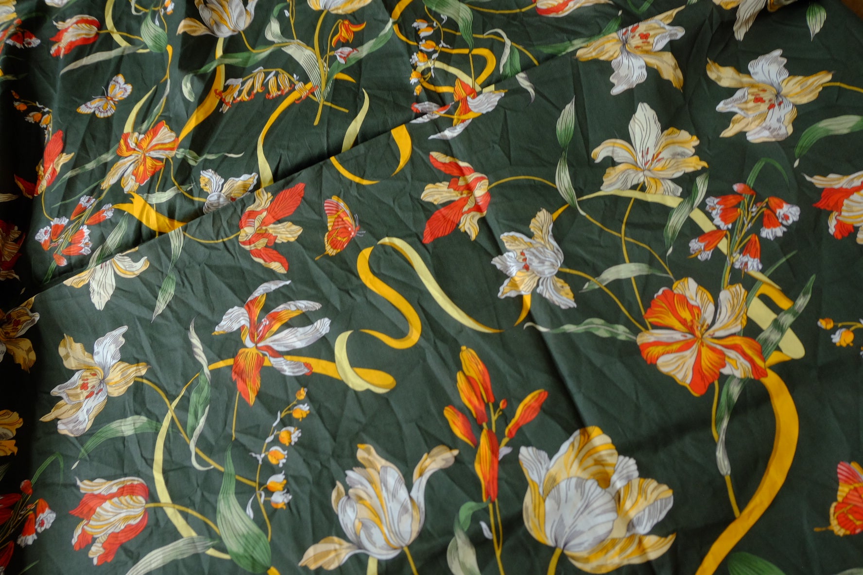 Dark Green Lily Ribbon Cotton Lawn Fabric - 3.72 yd