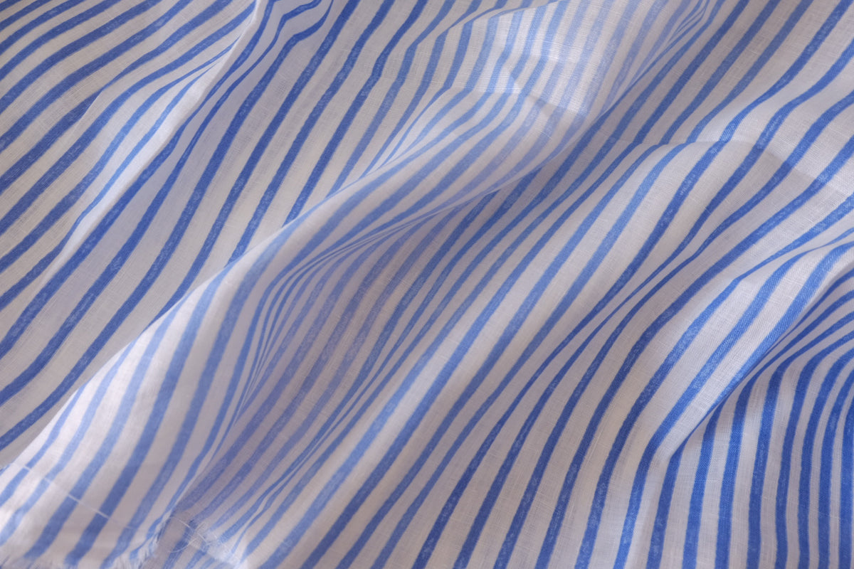 Blue Rhythm – Gradient Stripe Pure Linen Fabric | 2.2 Yards