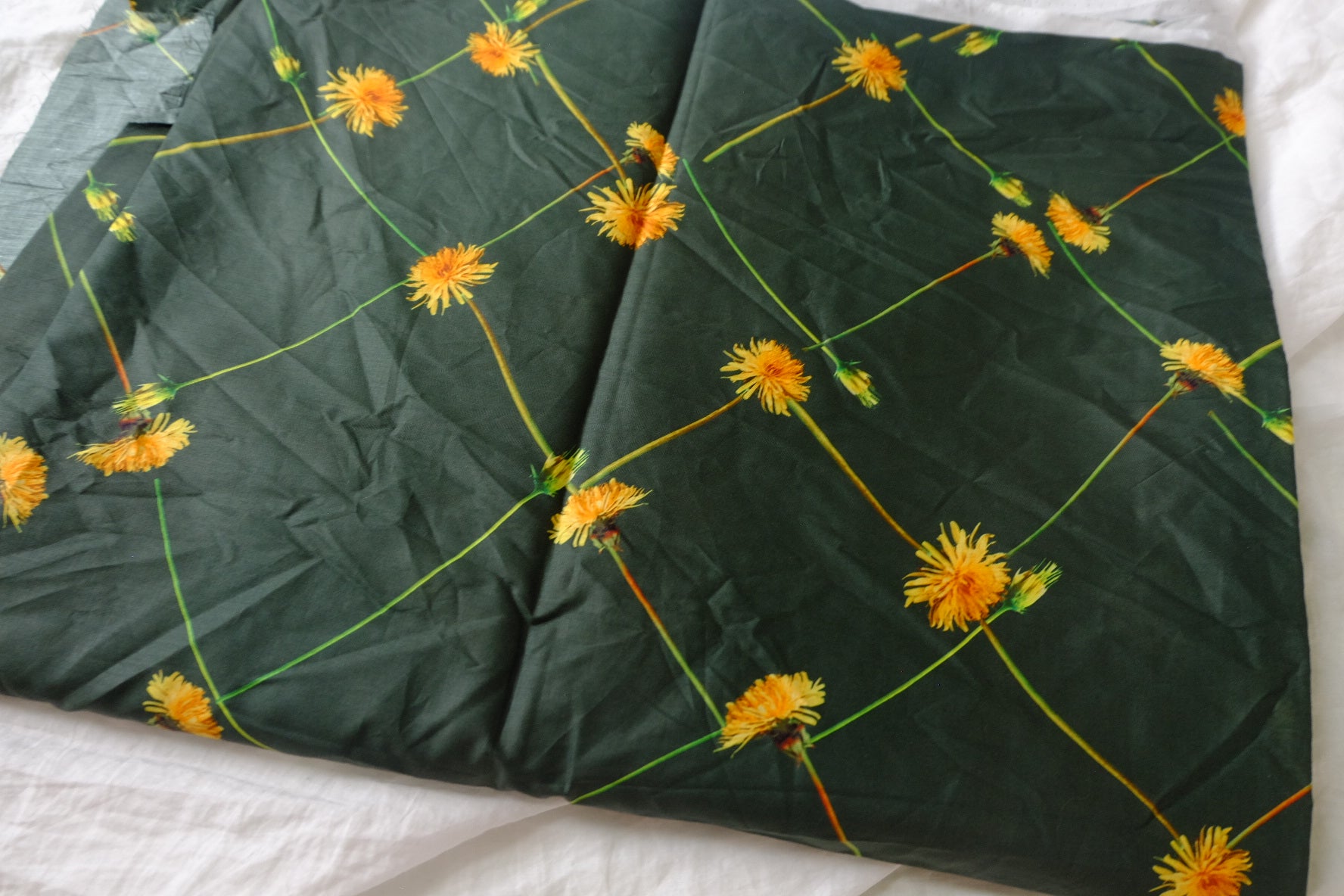 Dark Green Dandelion Cotton Lawn Fabric - 1.64 yd