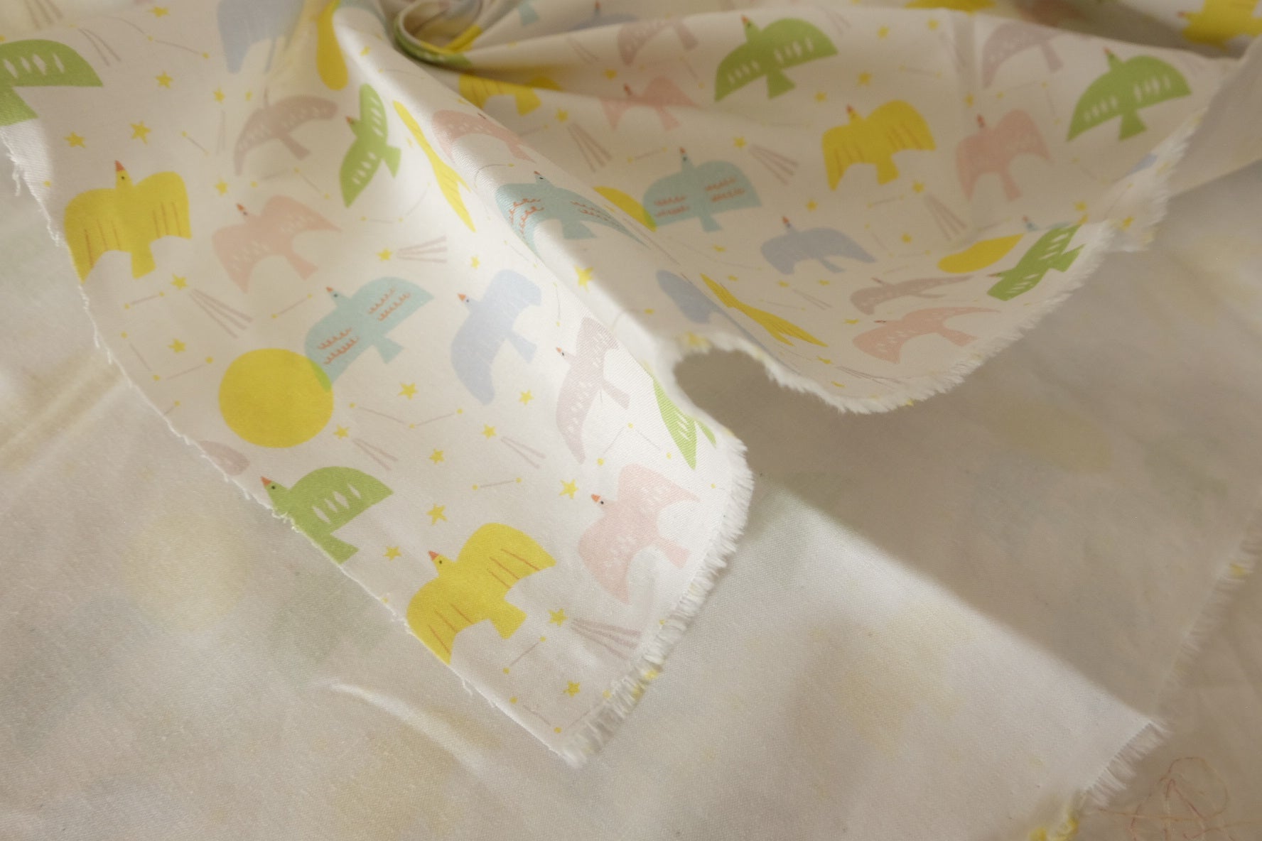 Pastel Bird Stretch Linen Cotton Fabric - 2.2 yd