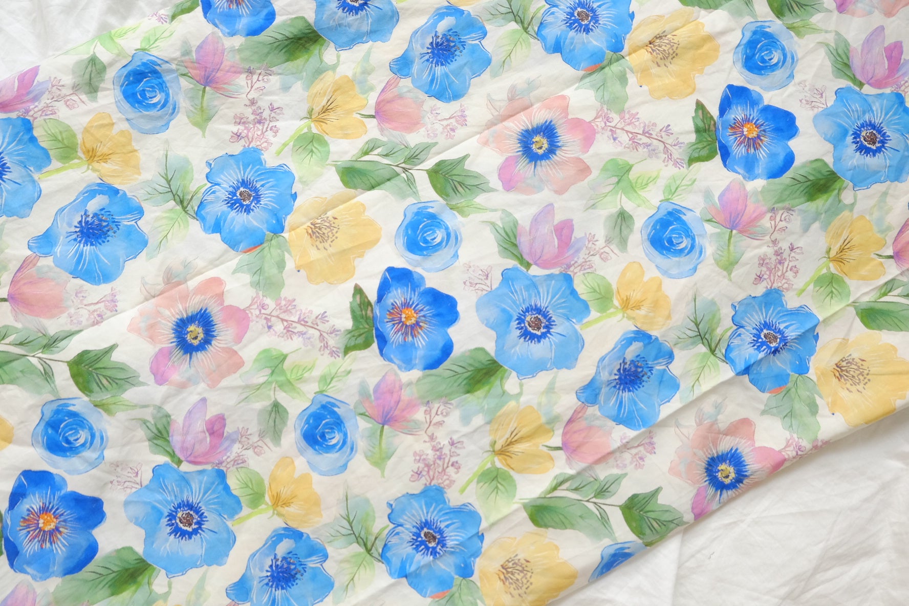Painterly Floral Cotton Lawn, Silk-Like Finish, 1.6 Yards