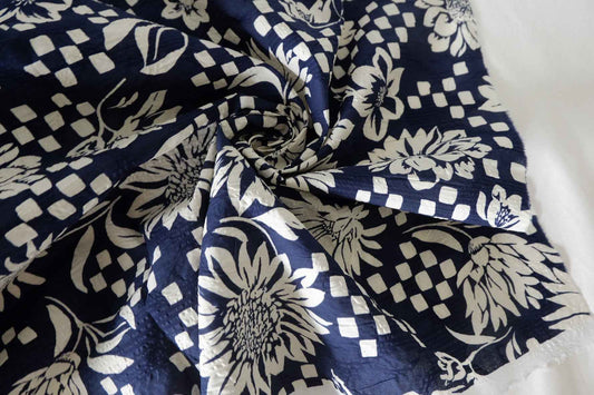 Textured Floral Salt-Shrink Cotton Fabric – 1.6 yd