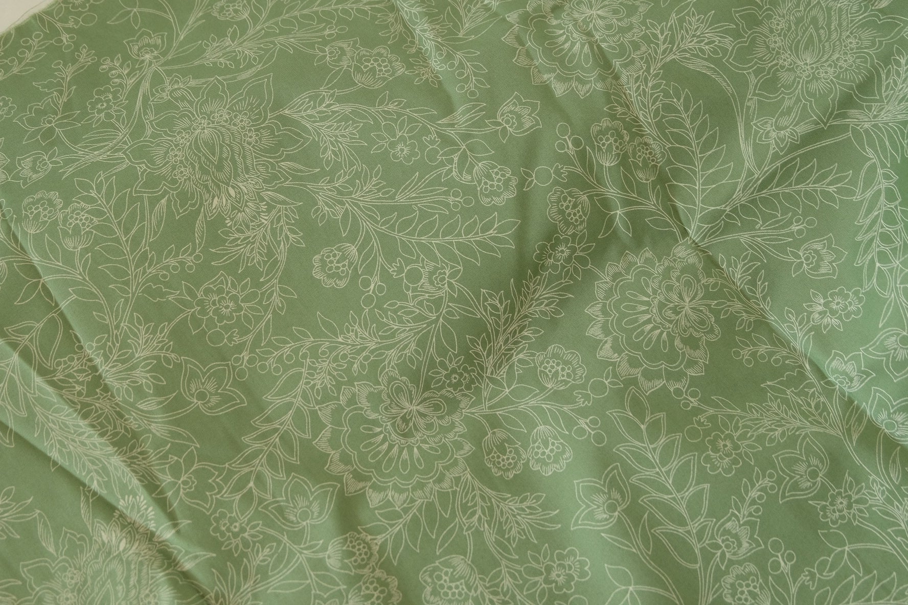 Sage Botanical Line Art Cotton Fabric – Structured Floral Print – 3.3 yd