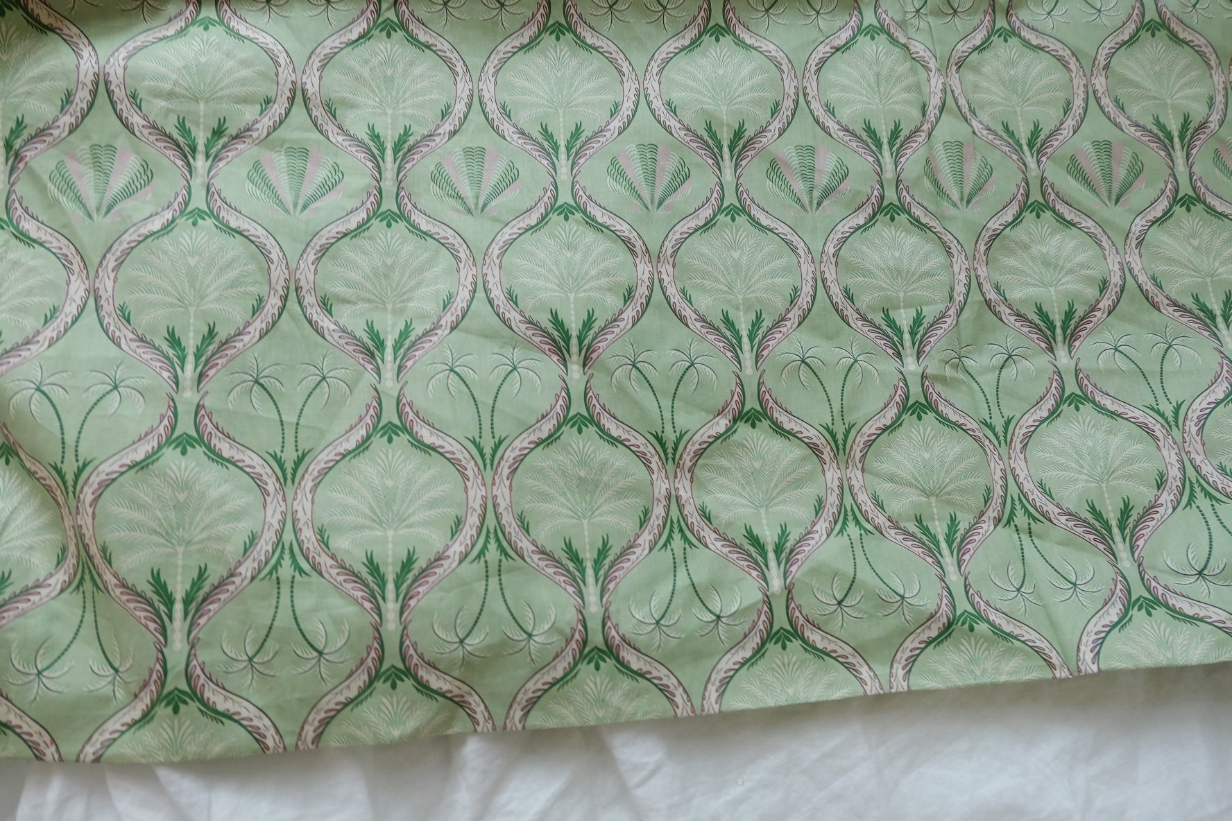 Green Palm Fine Cotton Lawn — 1.2 yd