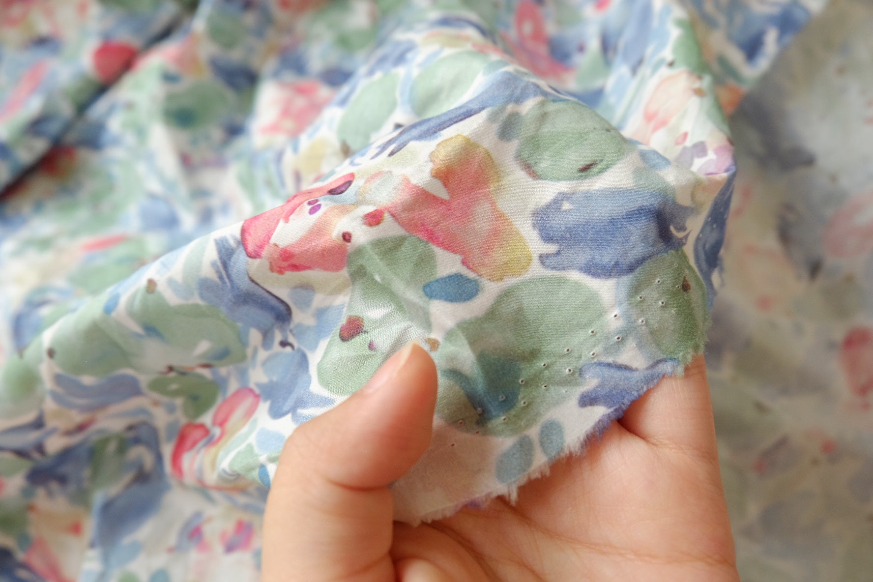 Watercolor Floral Cotton, Lightweight 60s, 3.3 Yards
