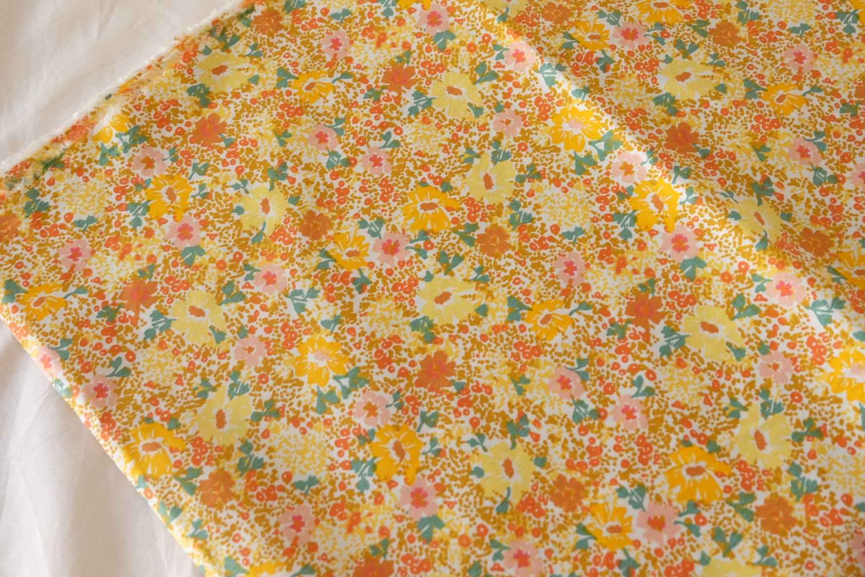 Golden Meadow Ditsy Floral Cotton Poplin Fabric – 2.2 yd/3.3 yd