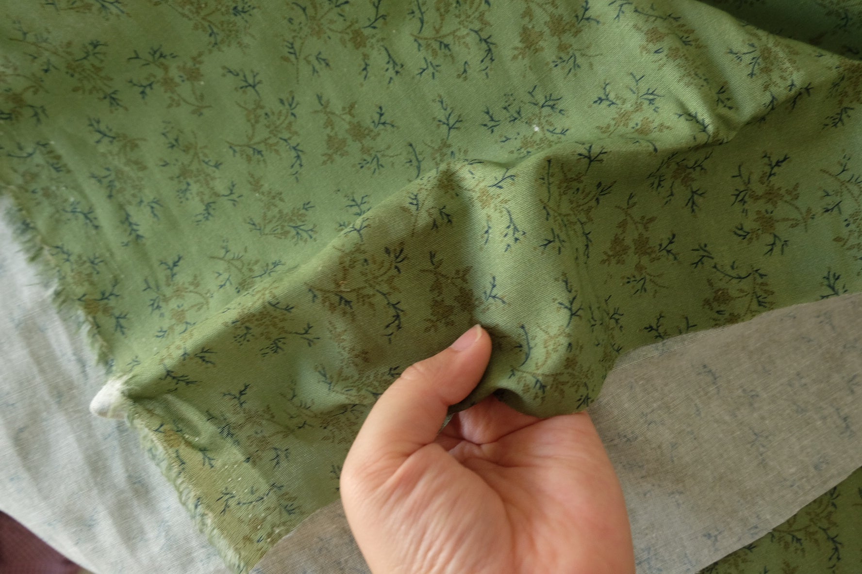 Tiny Floral Linen Cotton Fabric – 2.2 yd