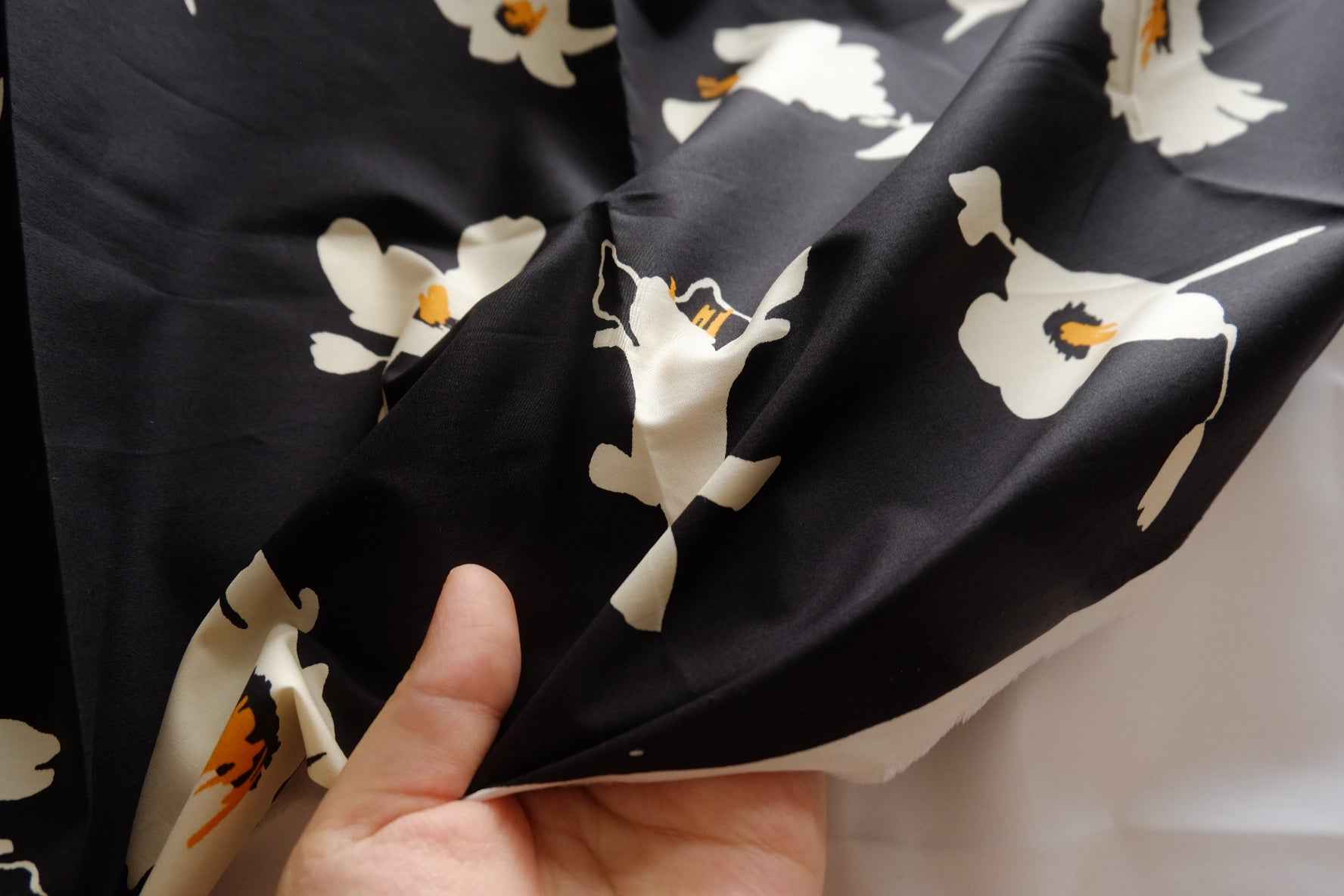 Black Lily Crisp Cotton Poplin Fabric - 2.19 yd