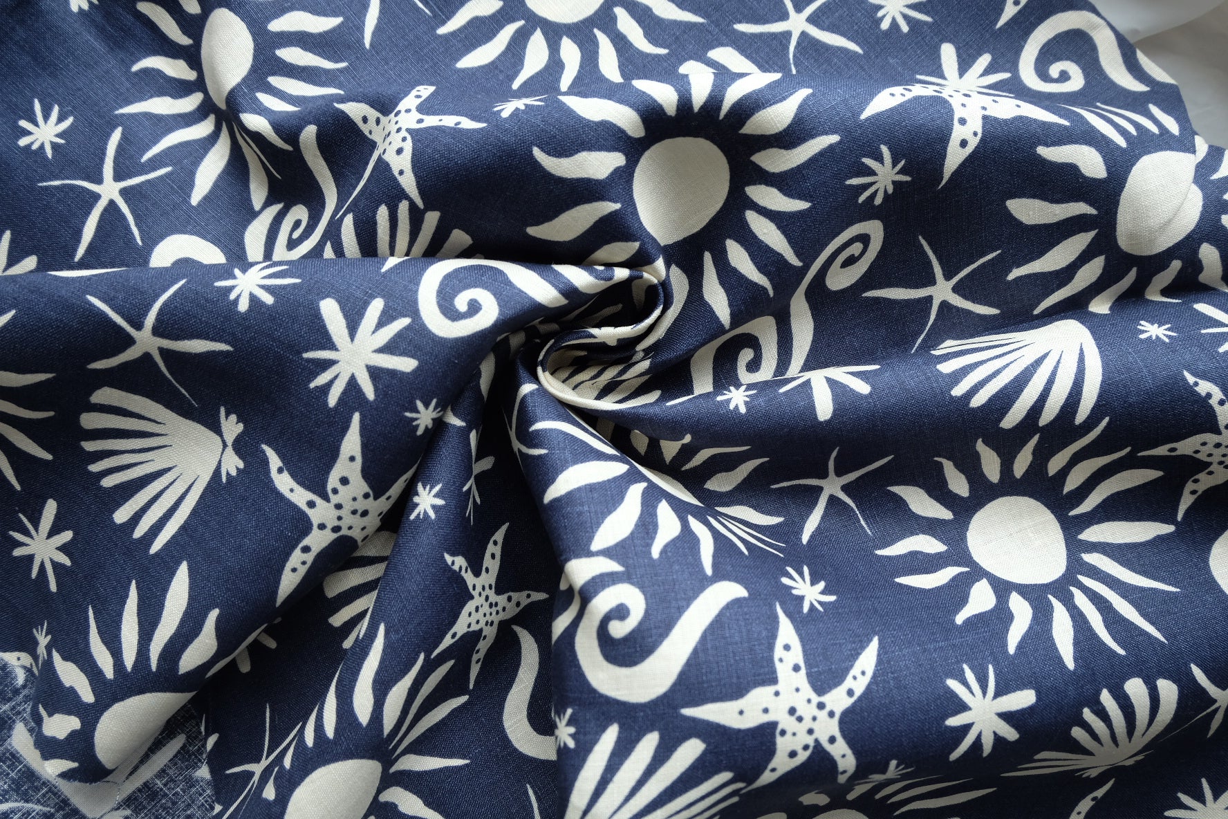 Navy Seaside 11s Pure Linen – 1.6 yd / 2.2 yd