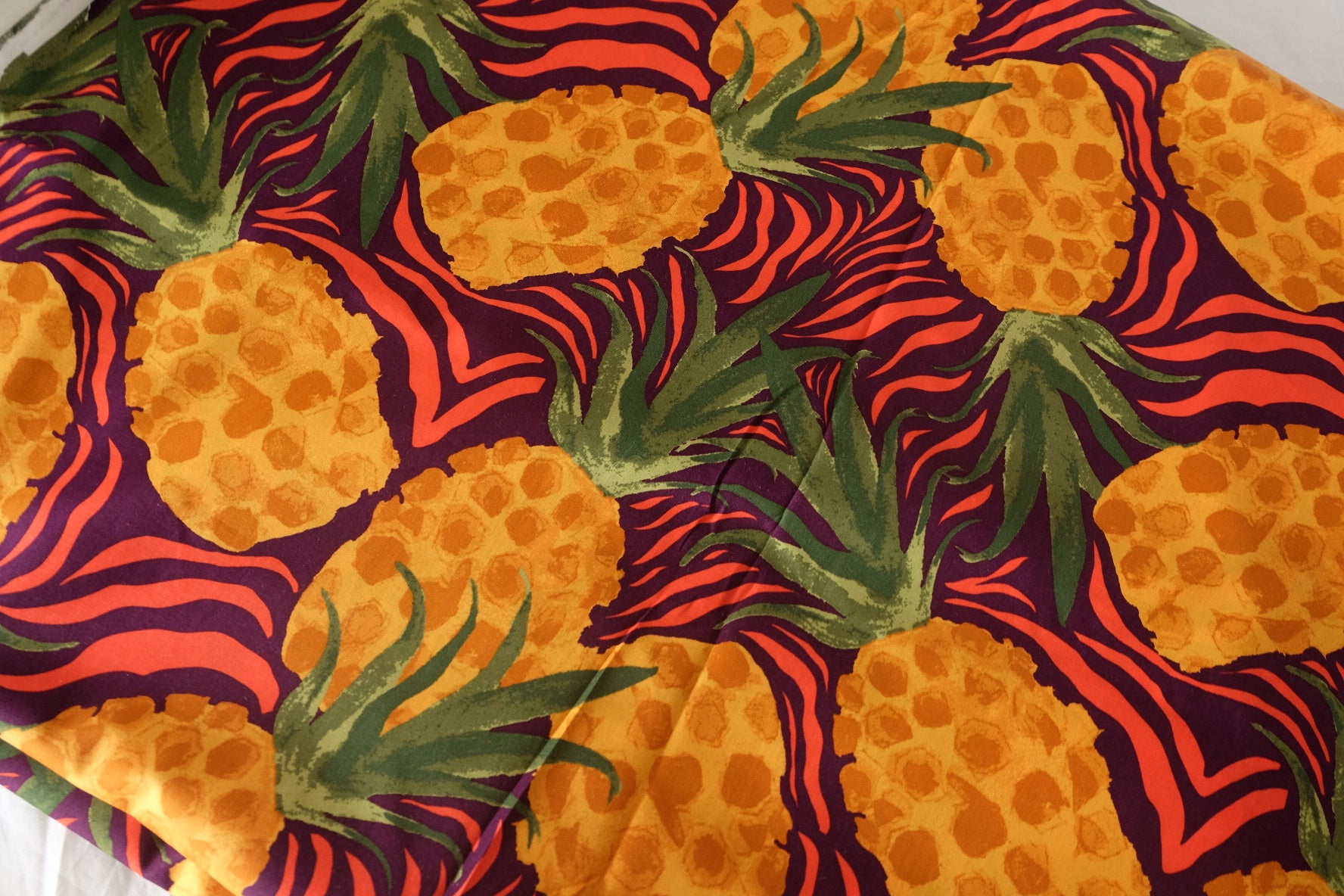 Tropical Pineapple Cotton Lawn Fabric – Silky Lightweight Dress Weight, 1.64 yd/2.19 yd