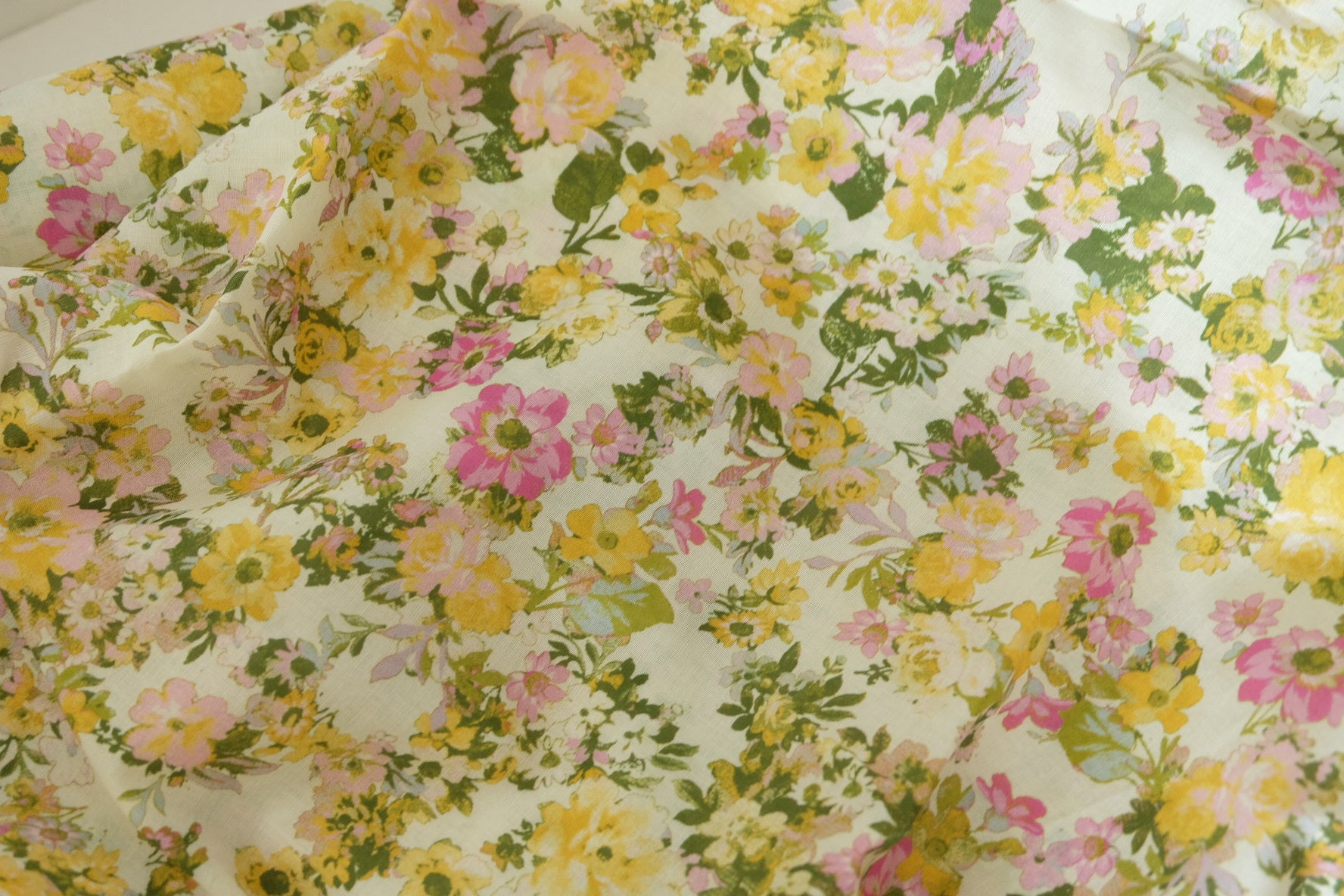Floral Cotton Voile Fabric – Soft Yellow & Pink Garden Print – 3.3 yd