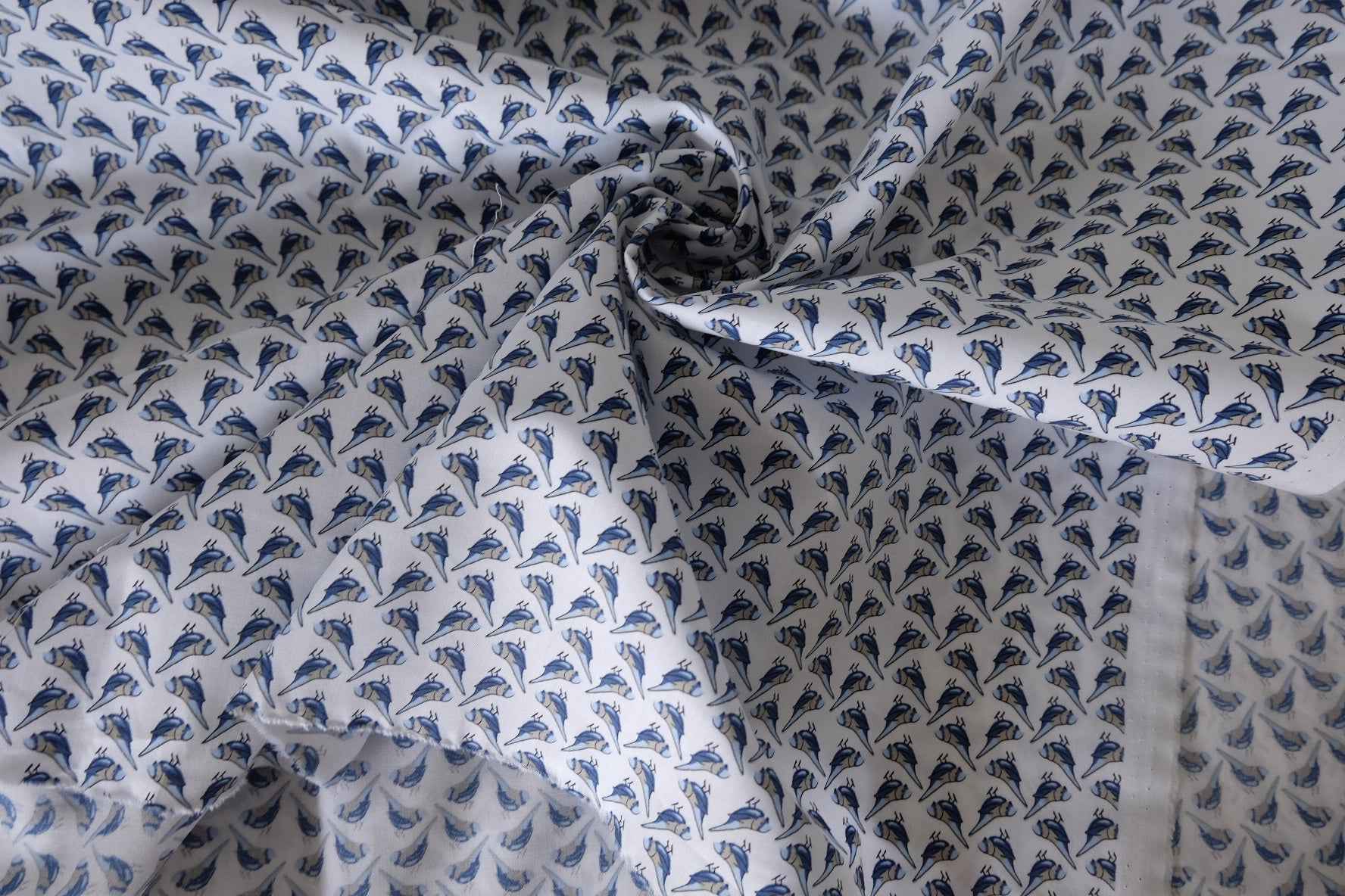 Blue Bird High-Count Cotton Lawn Fabric – 2.2 yd