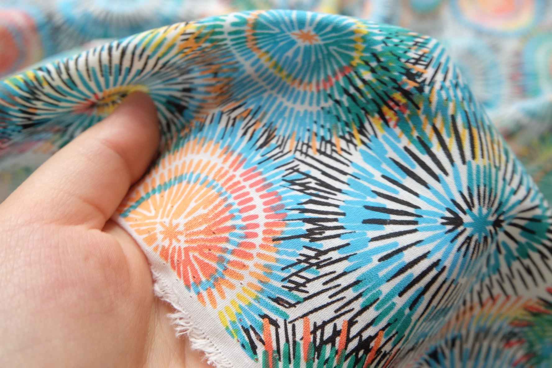 Abstract Burst Print Poly Cotton Fabric, Crisp Dress Weight, 3.28 Yards