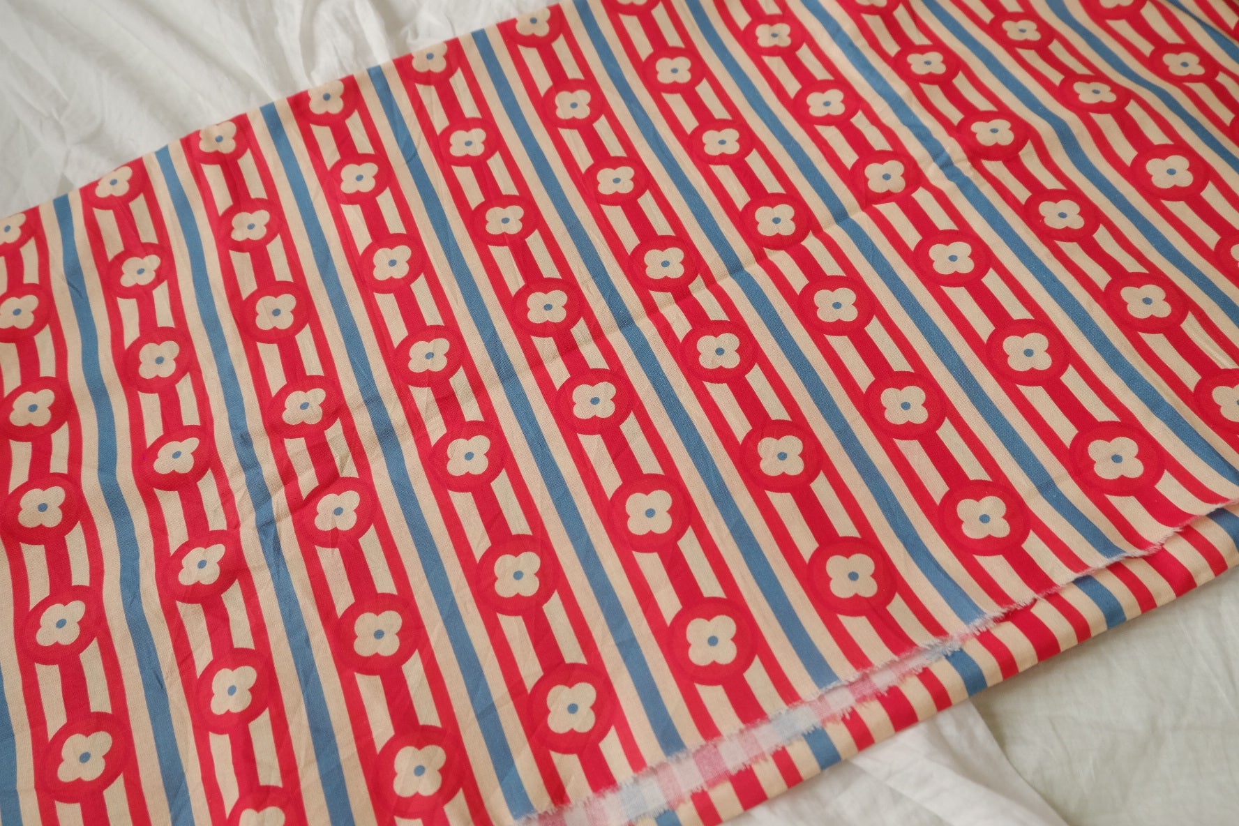Retro Floral Stripe Cotton Fabric, 1.31 Yards