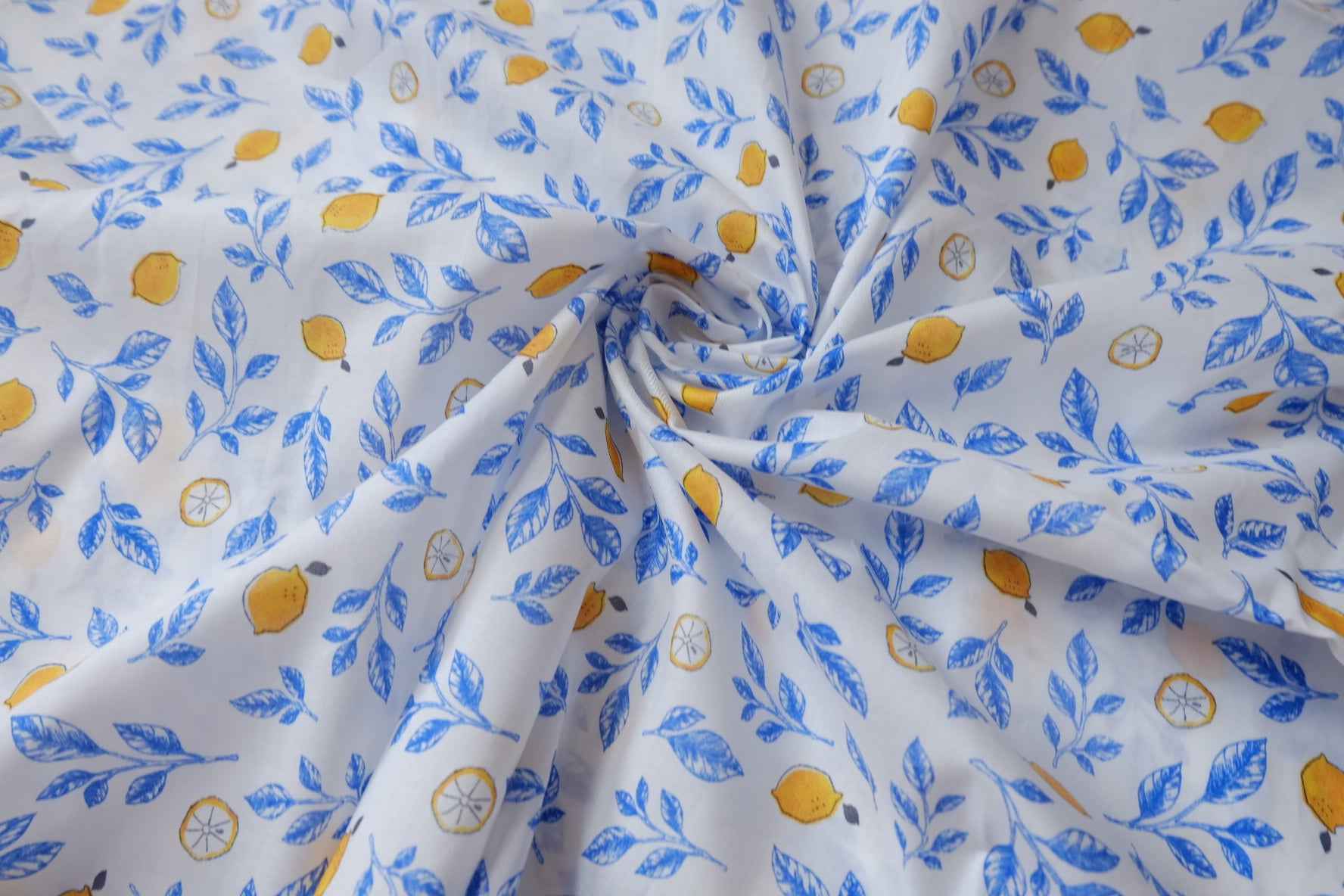Lemon Branch High-Count Cotton Fabric - 3.28 yd