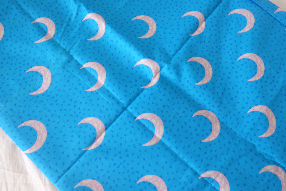 Pink Moons on Bright Blue – Fine Cotton Lawn – 3.3 yd