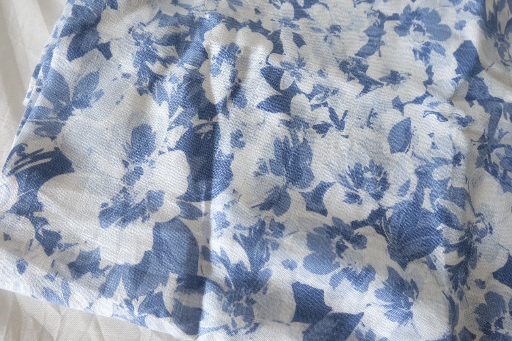 Blue Watercolor Floral Pure Linen Fabric – 2.1 yd