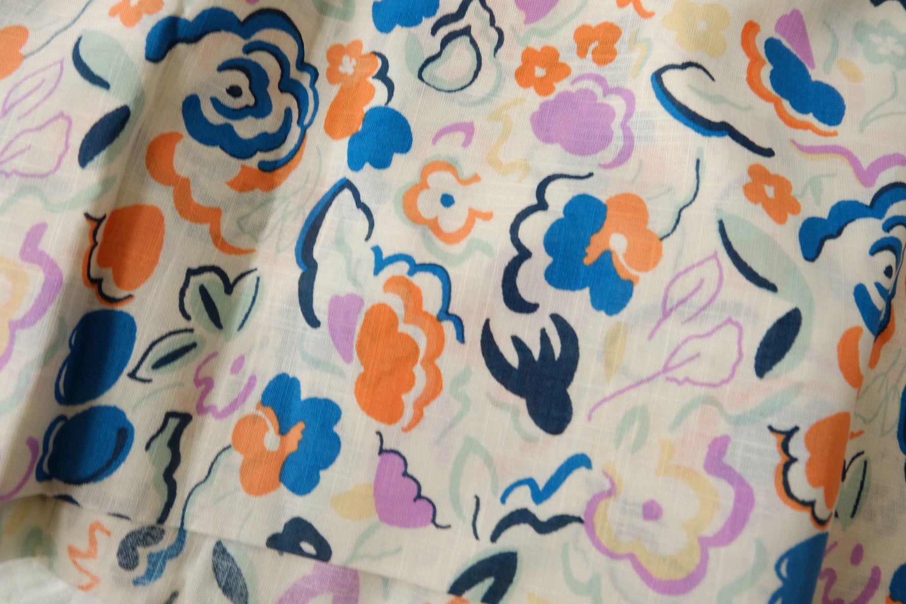 Nordic-Style Floral Slub Cotton in Cream — 1.64 Yards