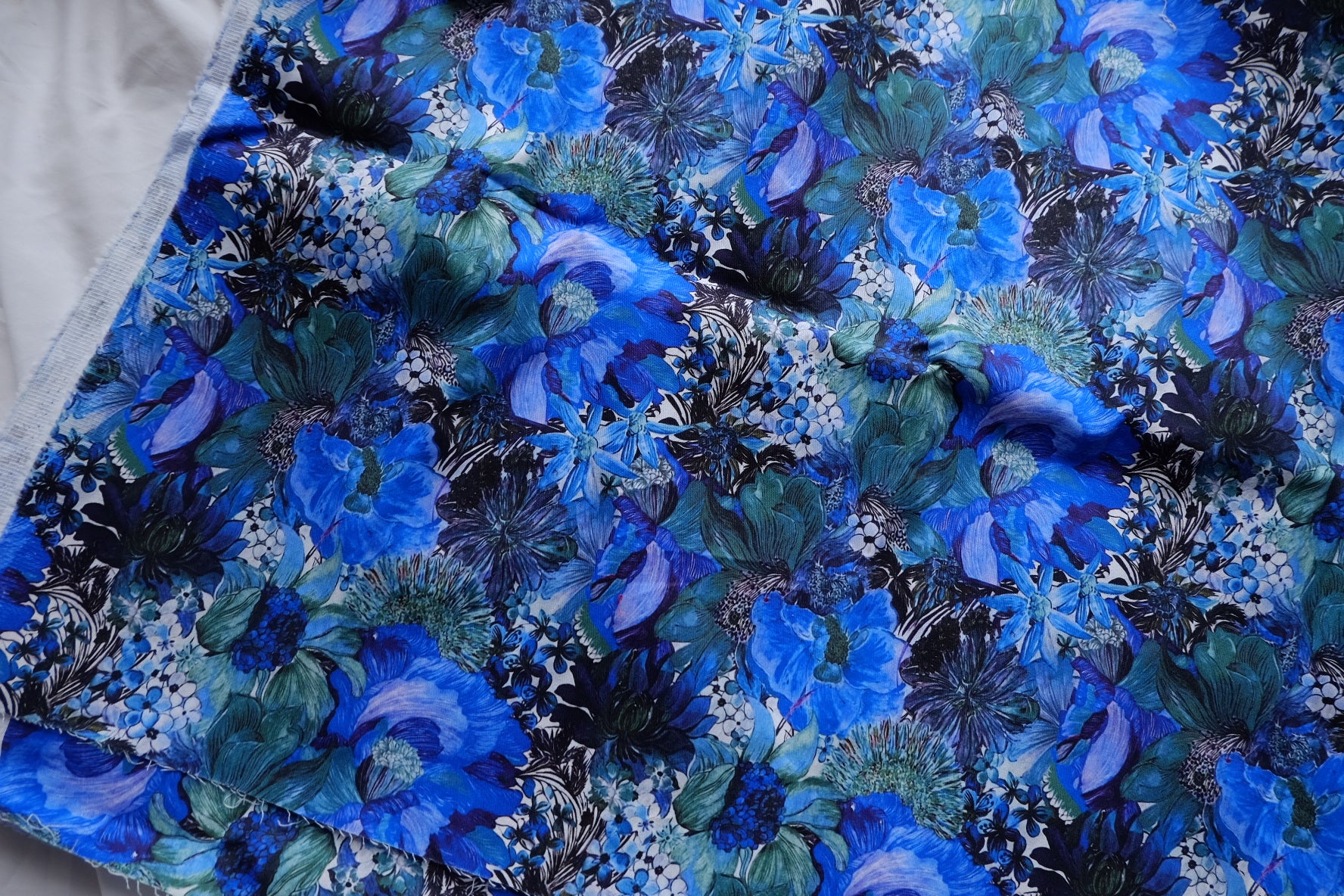 Deep Blue Botanical Cotton Twill – 2.2 yd/1.1 yd