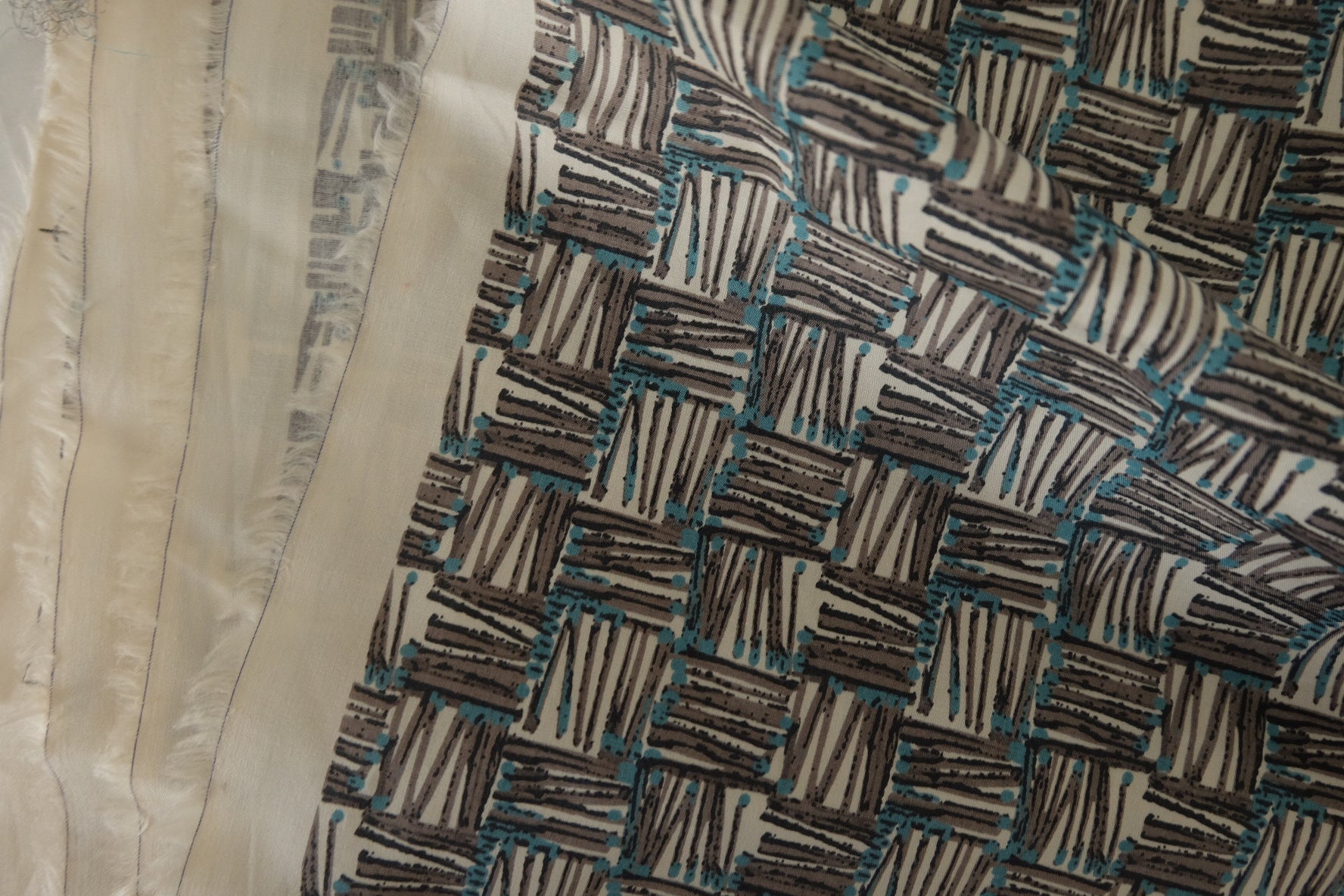 Blue Basketweave Geometric Cotton Fabric – 3.3 yd