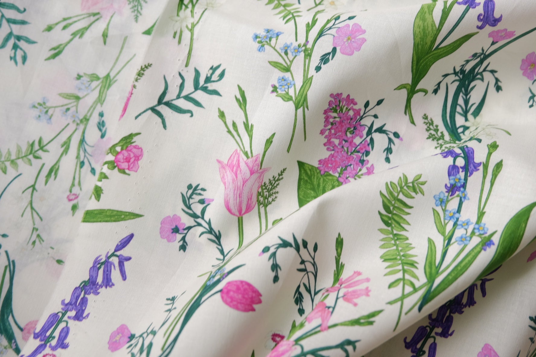 Wildflower Garden Cotton Lawn – 3.3 yd