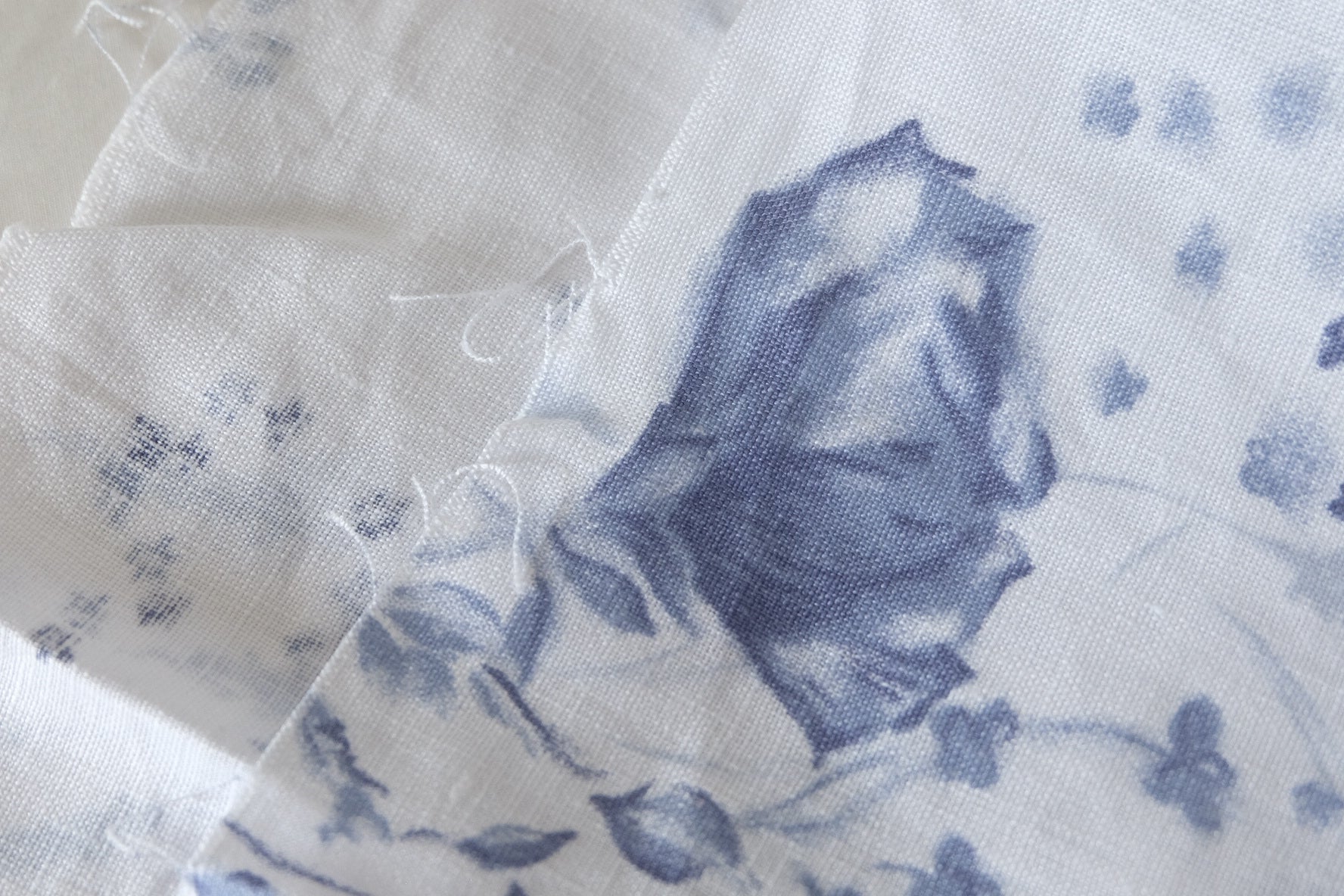 Blue Botanical Designer Deadstock Pure Linen Fabric – 1.5 yd
