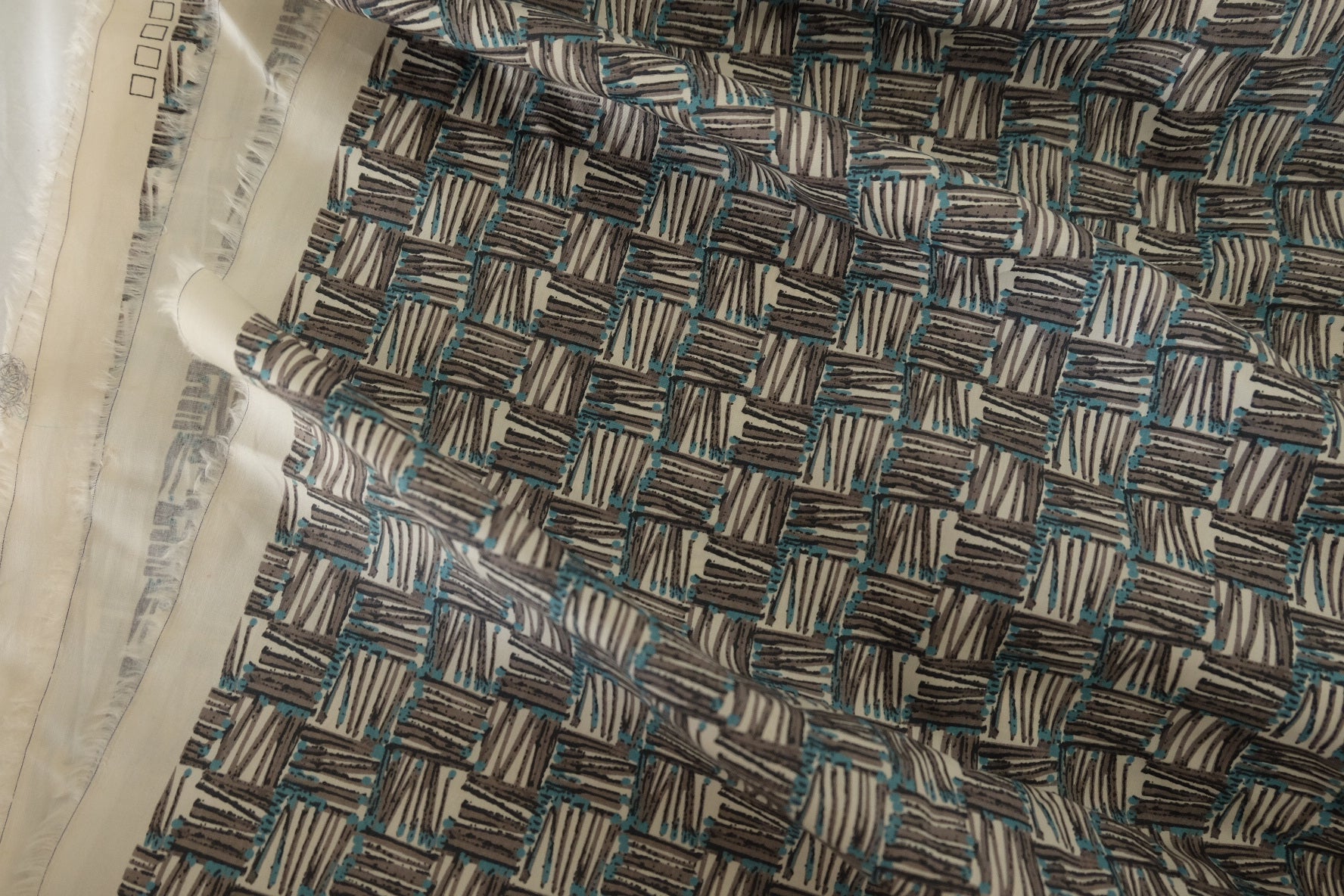 Blue Basketweave Geometric Cotton Fabric – 3.3 yd