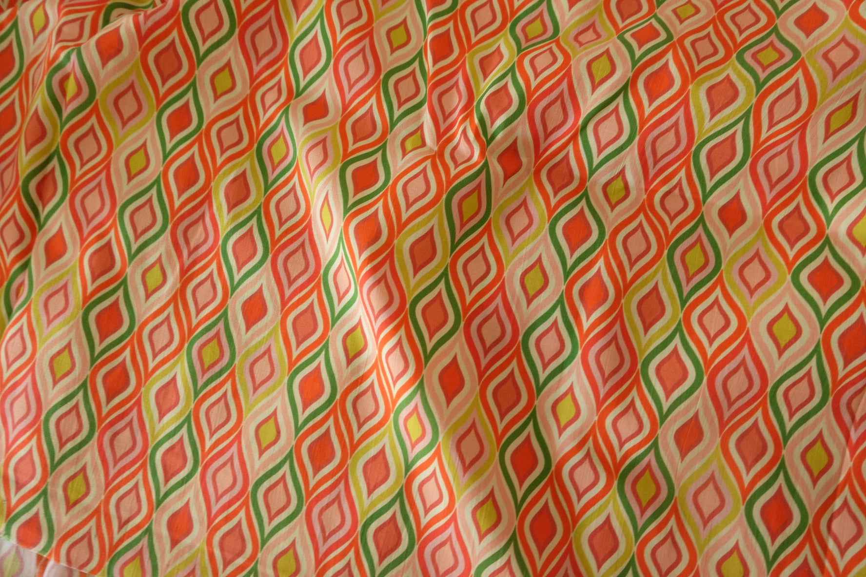 Retro Diamond Cotton Lawn — 1.64 yd