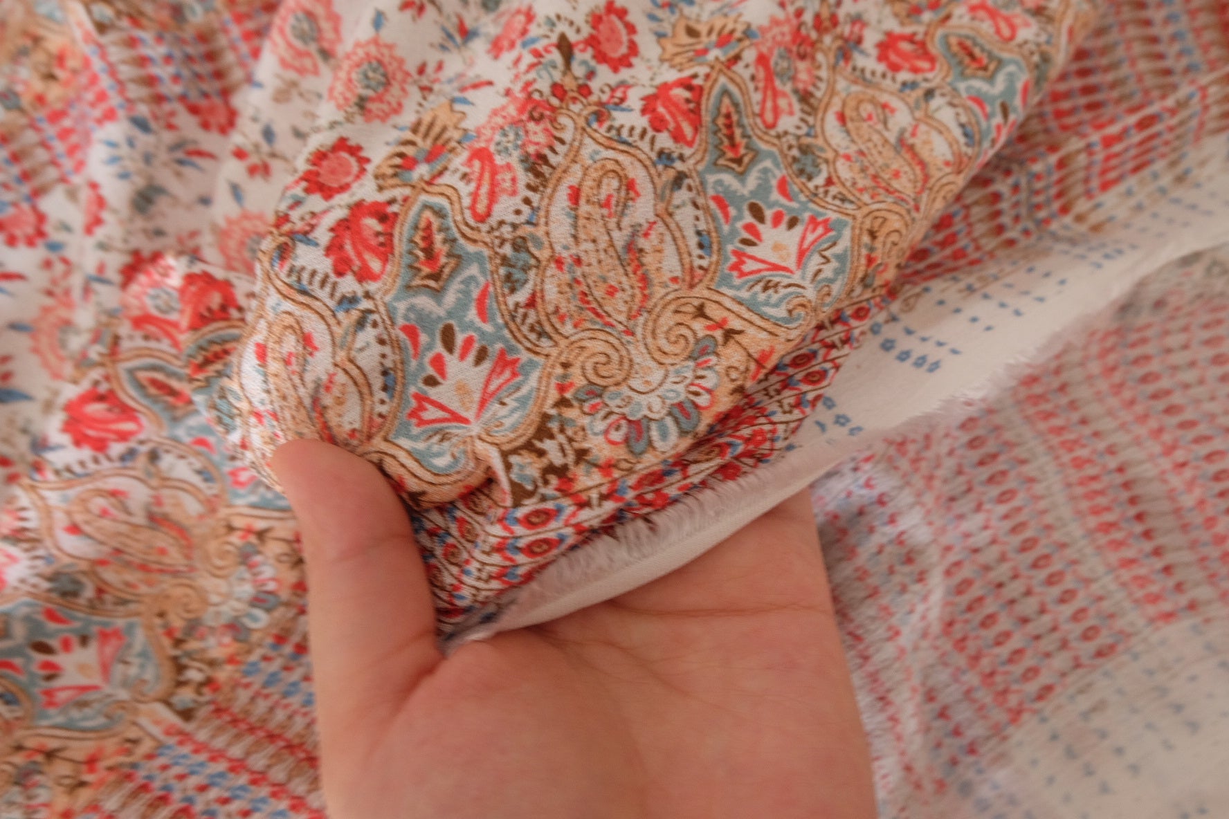 Vintage Paisley Border Print Rayon Fabric – 3.3 yd