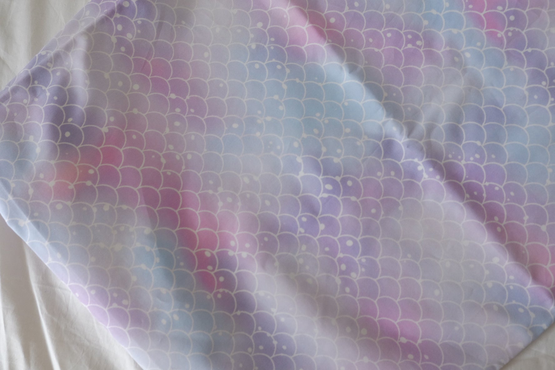 Pastel Mermaid Scale Cotton Lawn Fabric – 3.28 yd