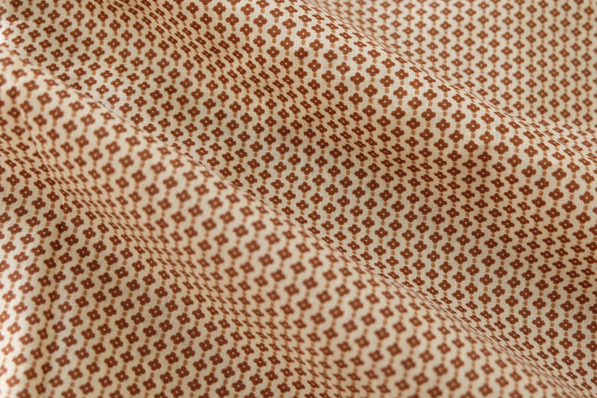 Quiet Brown Micro Floral Linen Cotton – 1.6 yd