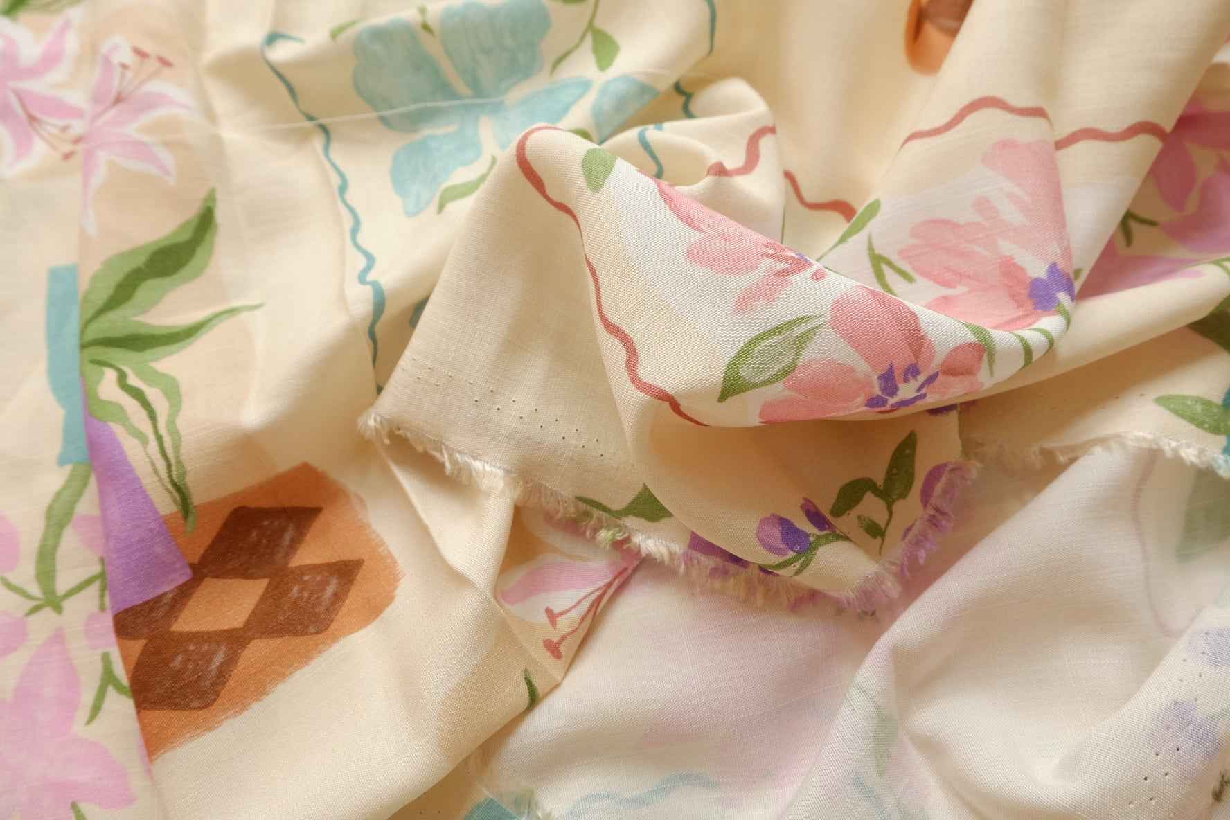 Vintage Floral Lyocell Linen Blend Fabric, Soft Summer Dress Weight, 3.28 Yards