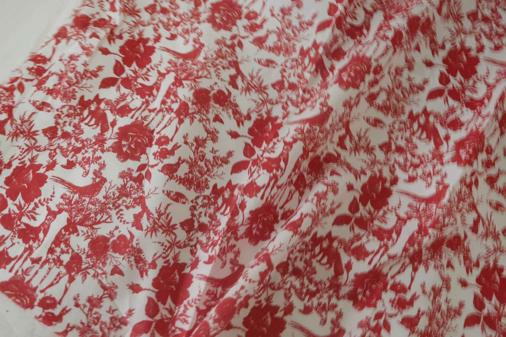 Red Garden Cats Cotton Lawn – 2.2 yd