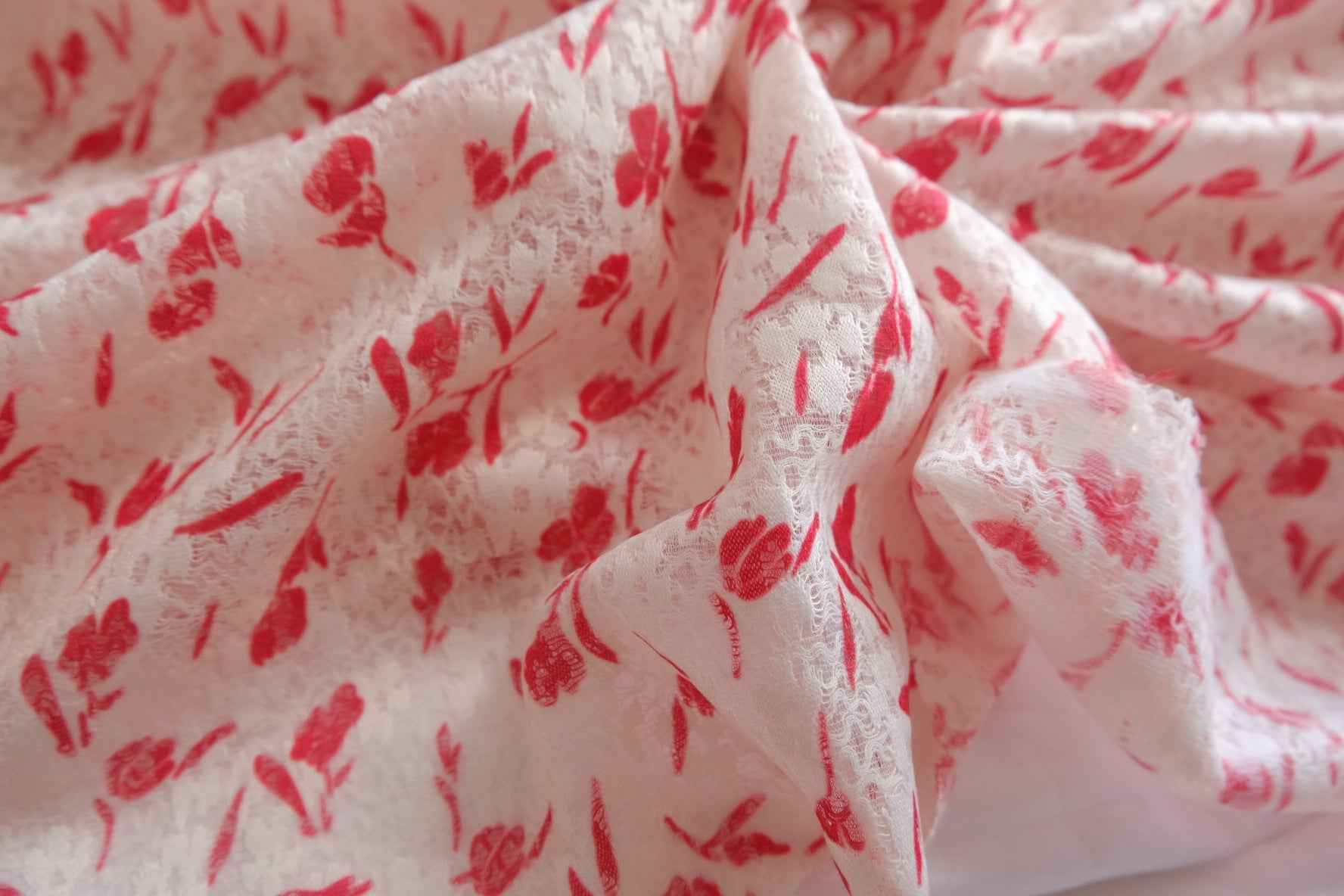 Red Floral Soft Lace Fabric - 1.64 yd