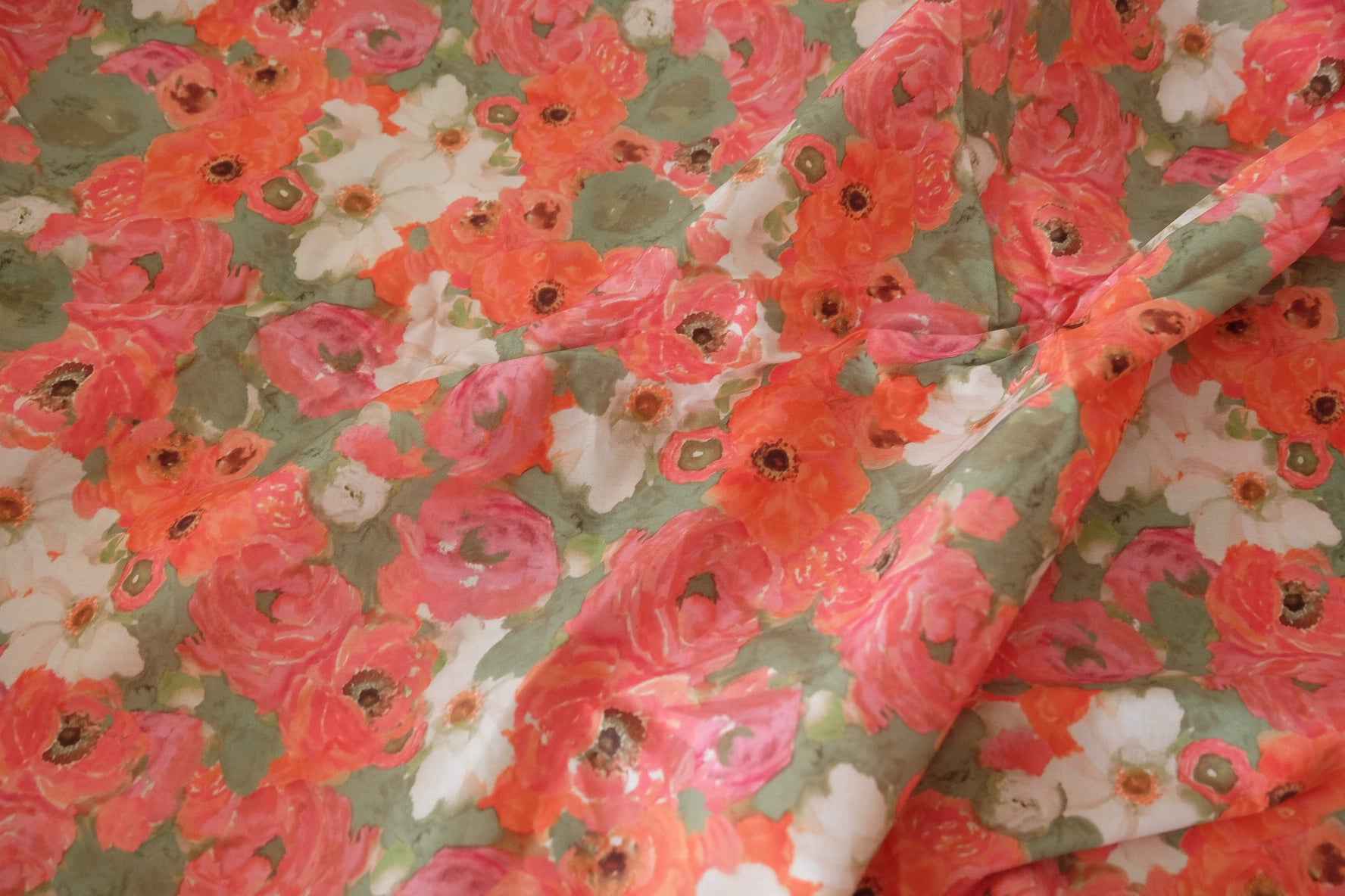 60s Cotton Poplin Fabric – Coral Watercolor Floral Print – 3.8 yd
