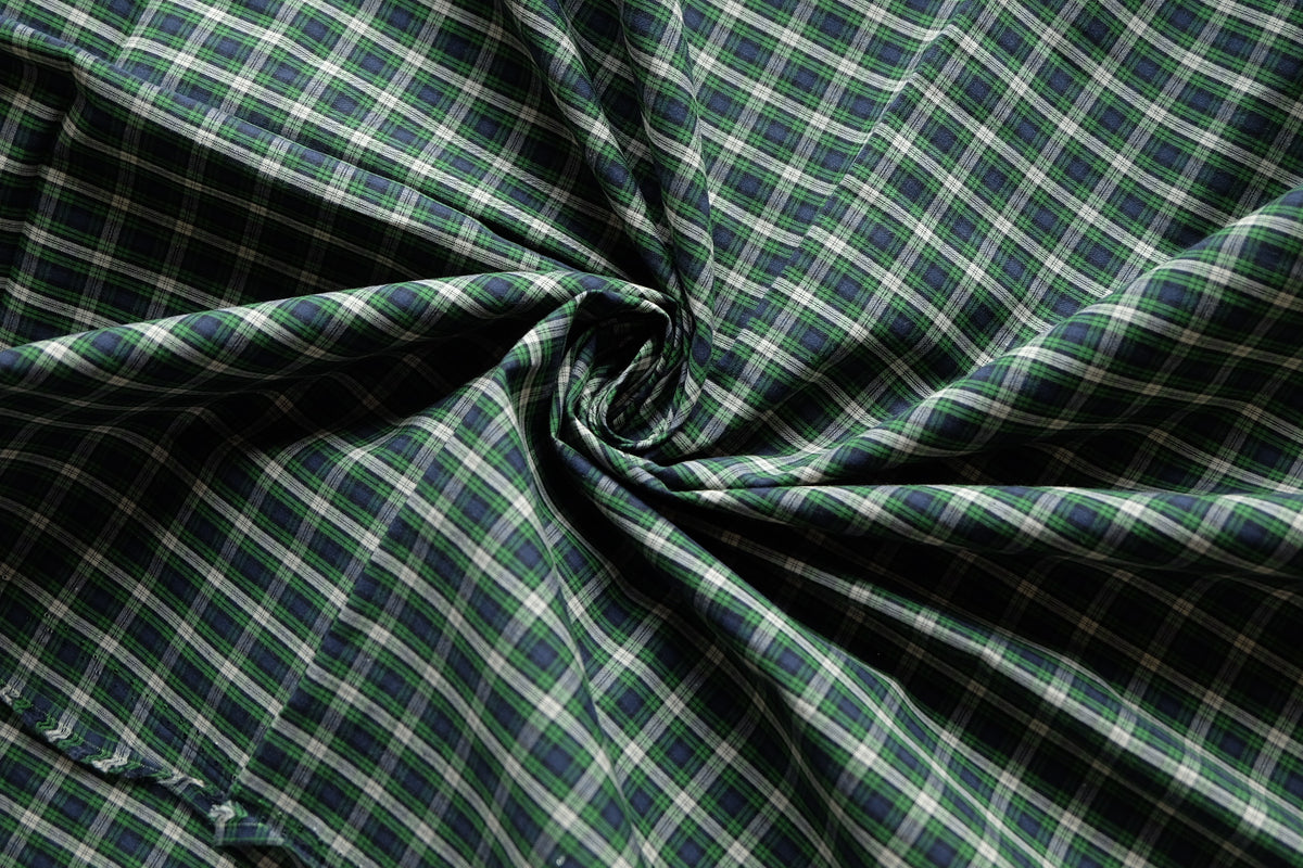 Green & Navy Plaid Yarn-Dyed Cotton – 2.2 yd
