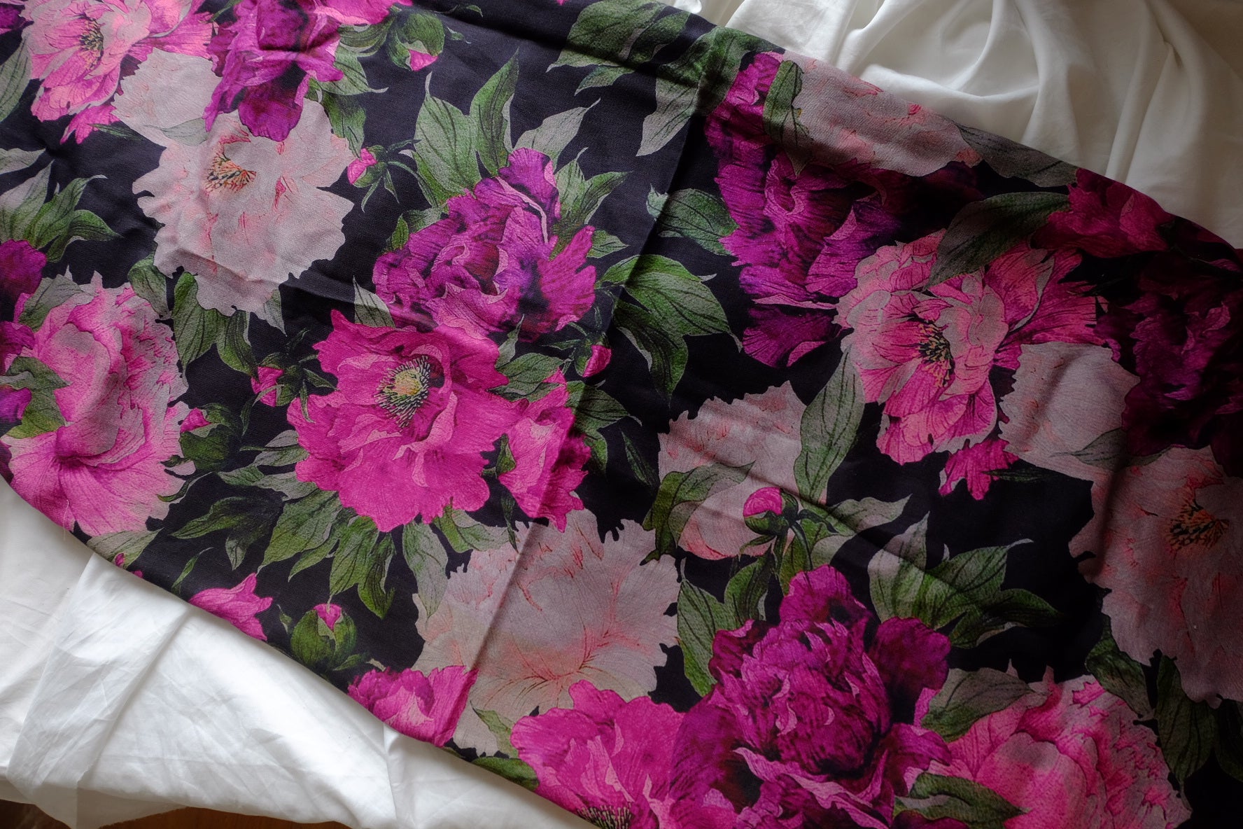 Dark Floral Cotton Linen Double Gauze – 2.2 yd