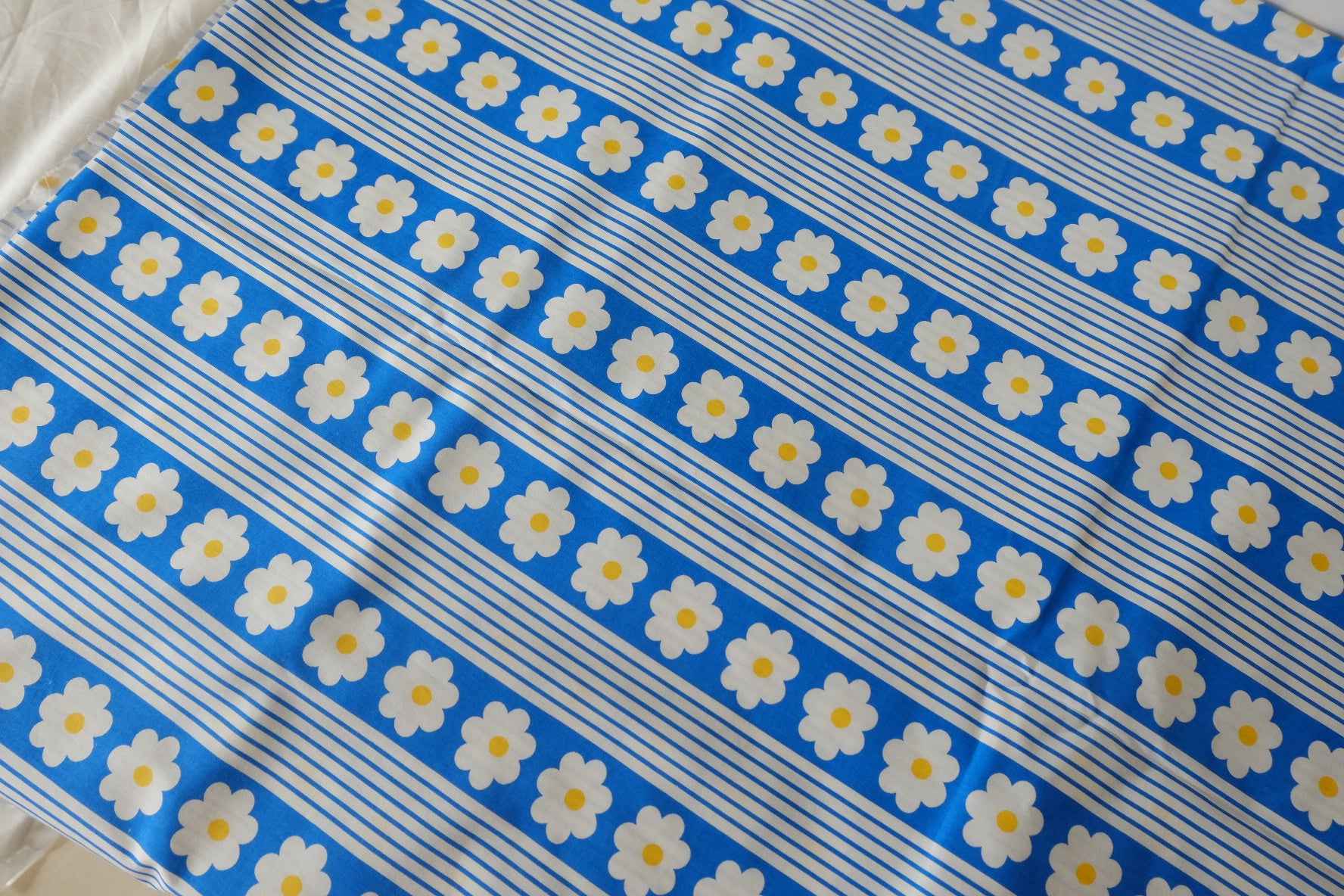 Blue Stripe Daisy Cotton Poplin Fabric – 2.2 Yards