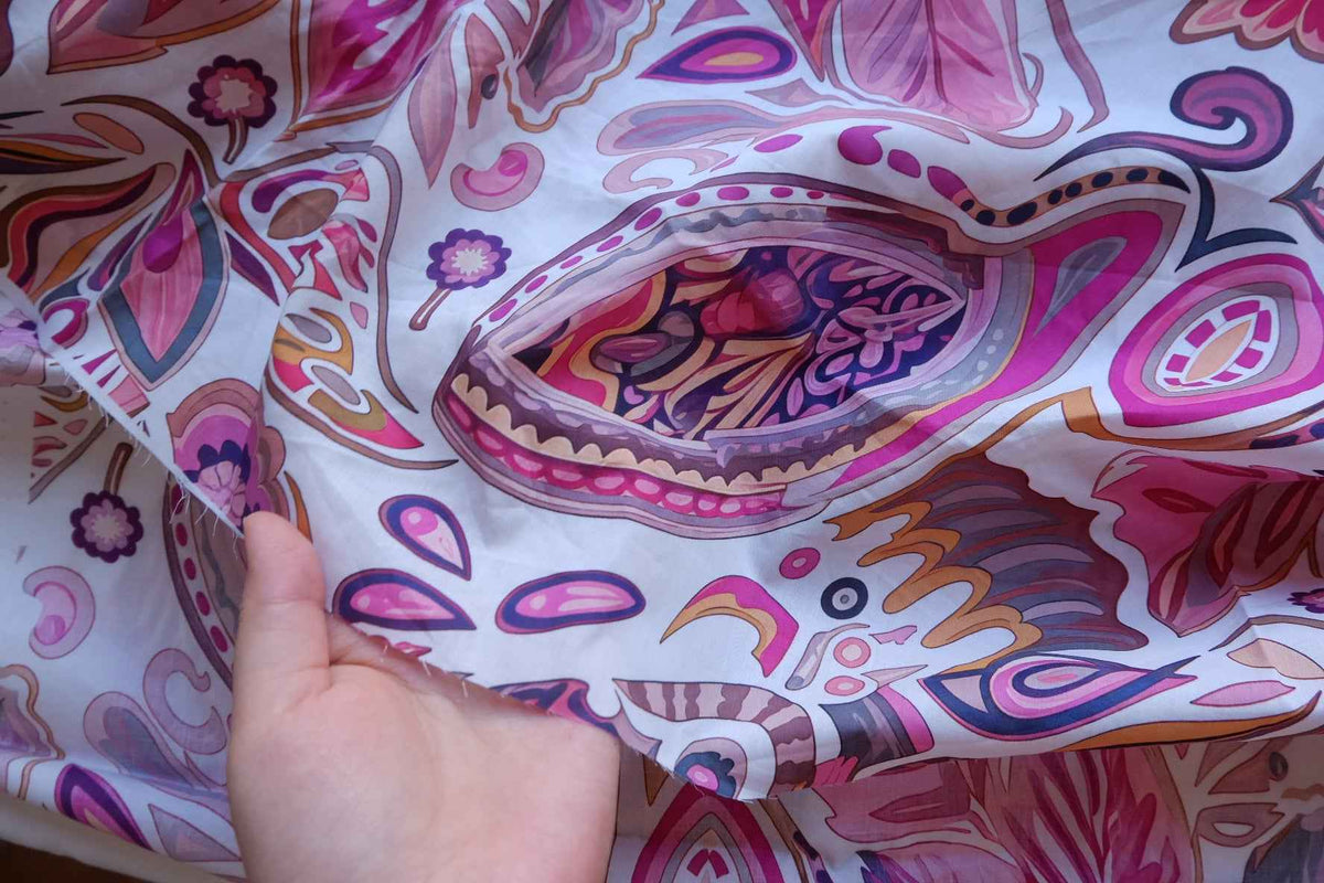 Bohemian Pink Paisley Cotton Lawn Fabric – 1.53 yd