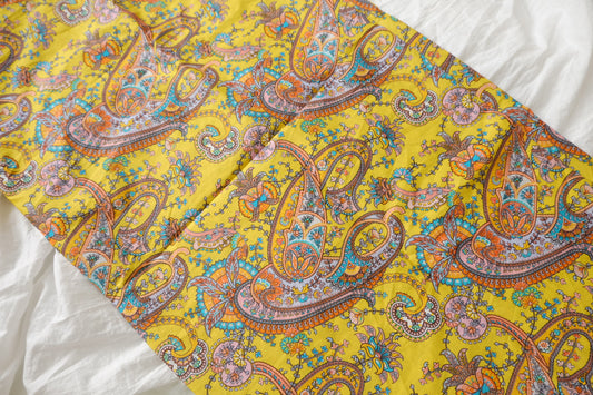 80s Cotton Lawn in Sunlit Paisley Yellow — 3.28 Yards