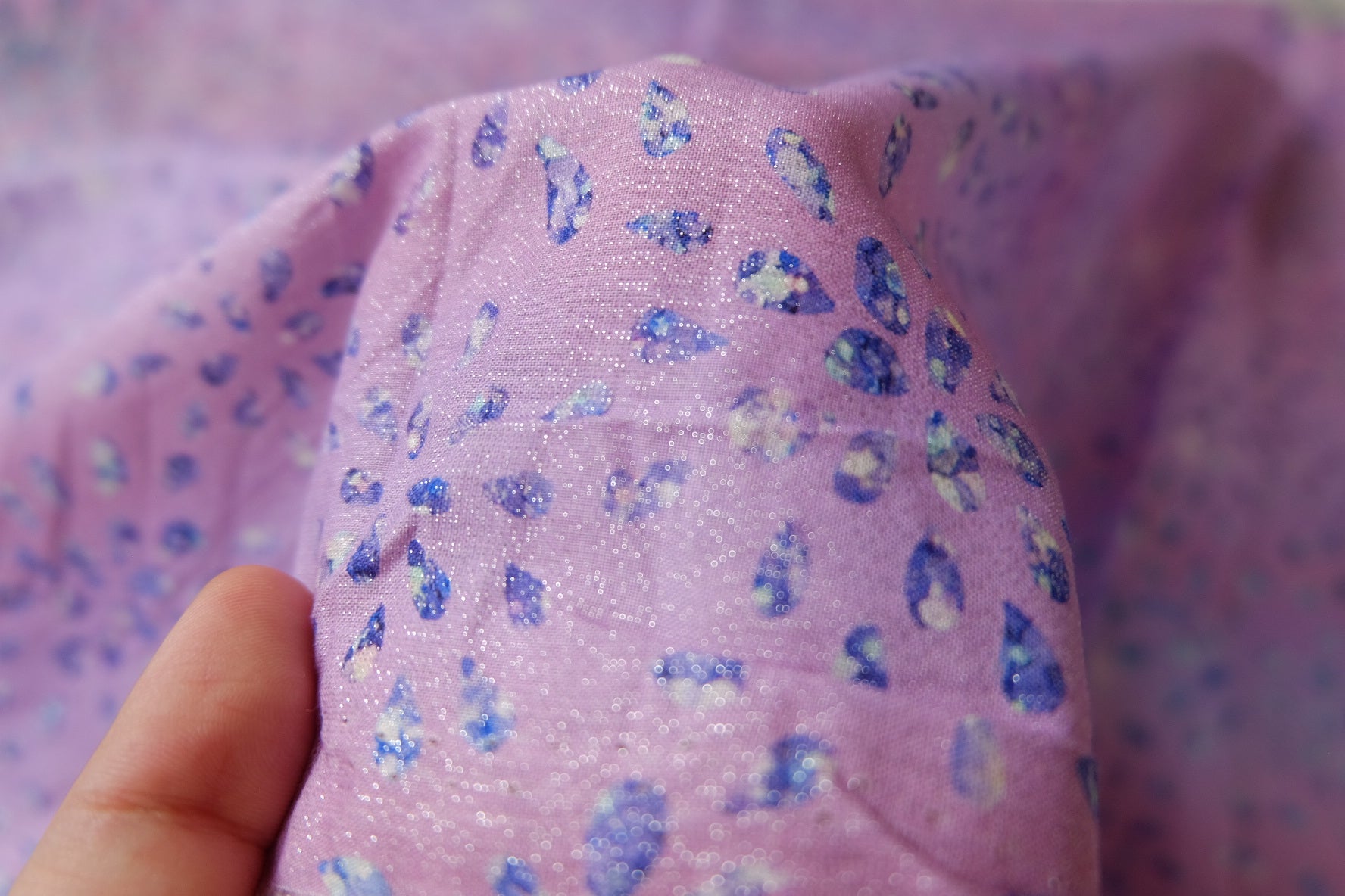 Lavender Starburst Foil Cotton Fabric 2.0 Yards