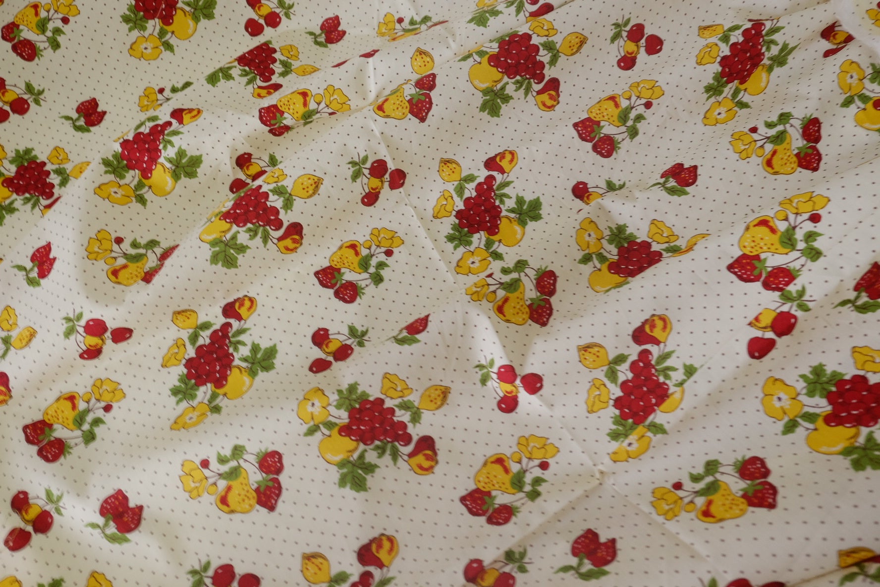 Vintage Fruit Garden Cotton Fabric – 2.2 yd / 3.3 yd