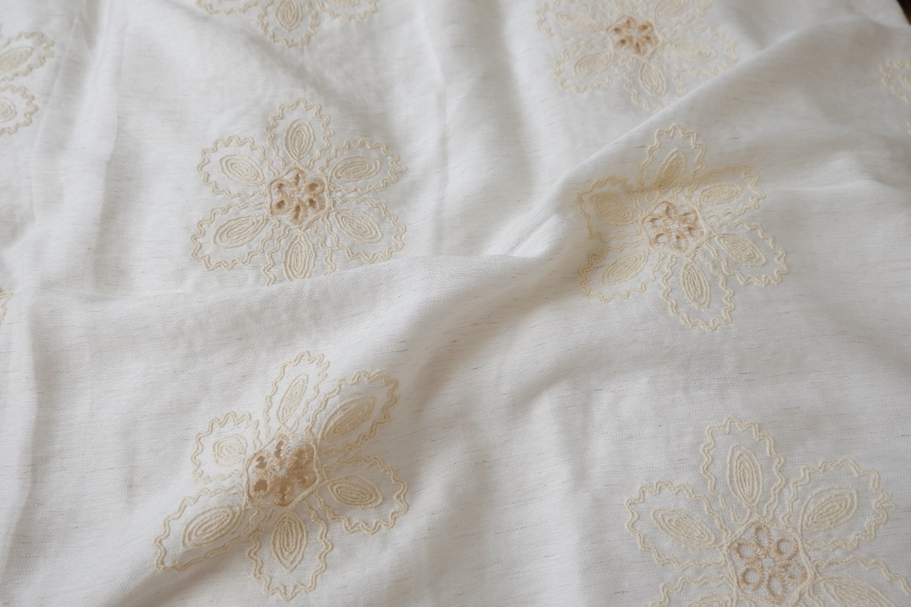 Ivory Embroidered Tencel Linen, 2.2 Yards