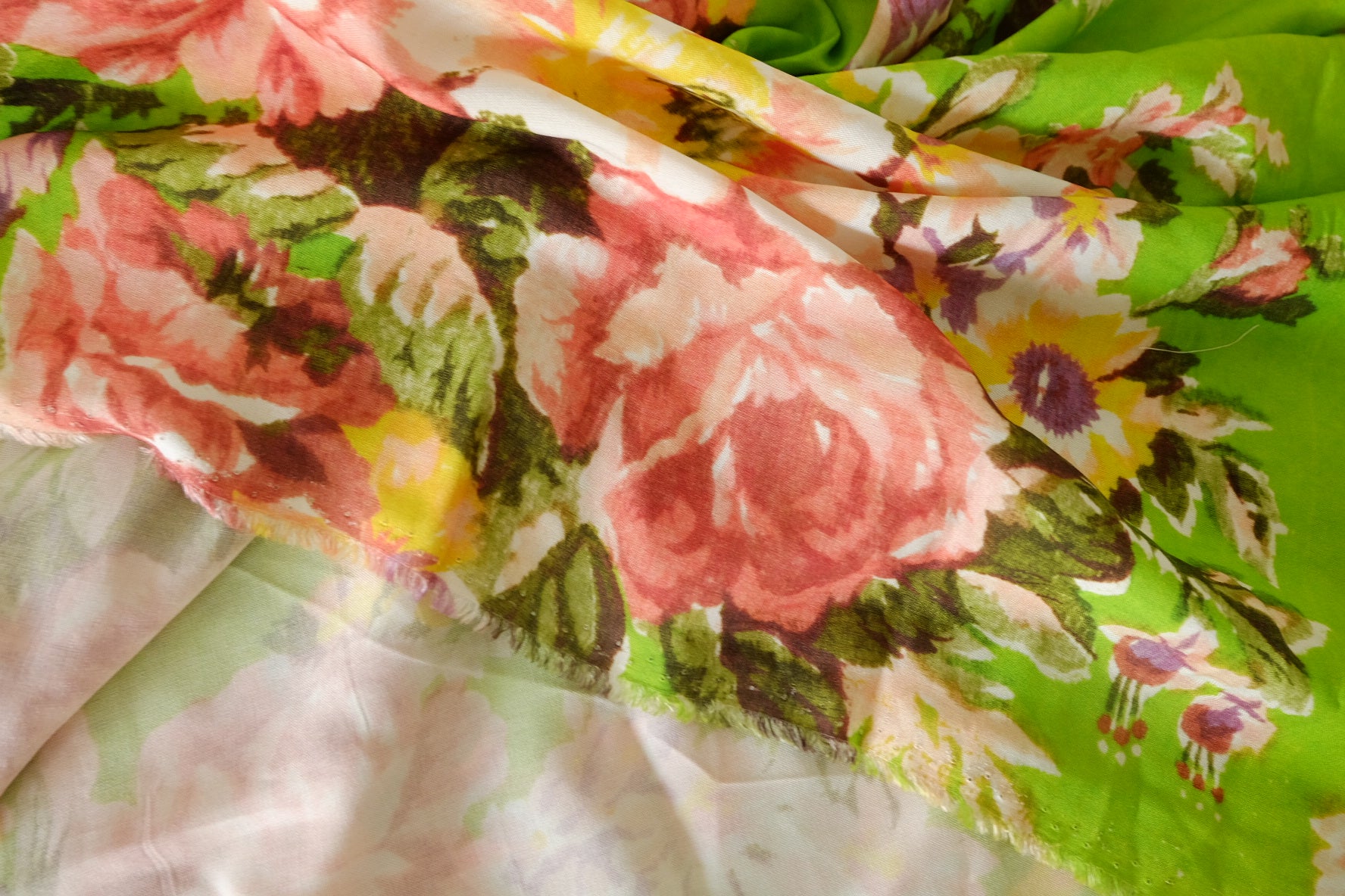 Bright Green Floral Cotton Dress Fabric – 3.3 yd