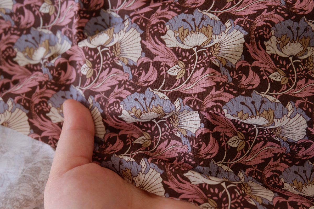 Vintage Rose Art Nouveau Fine Cotton – 1.64 / 2.19 yd